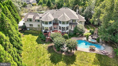 9864 WALKER GLEN COURT GREAT FALLS VA 22066