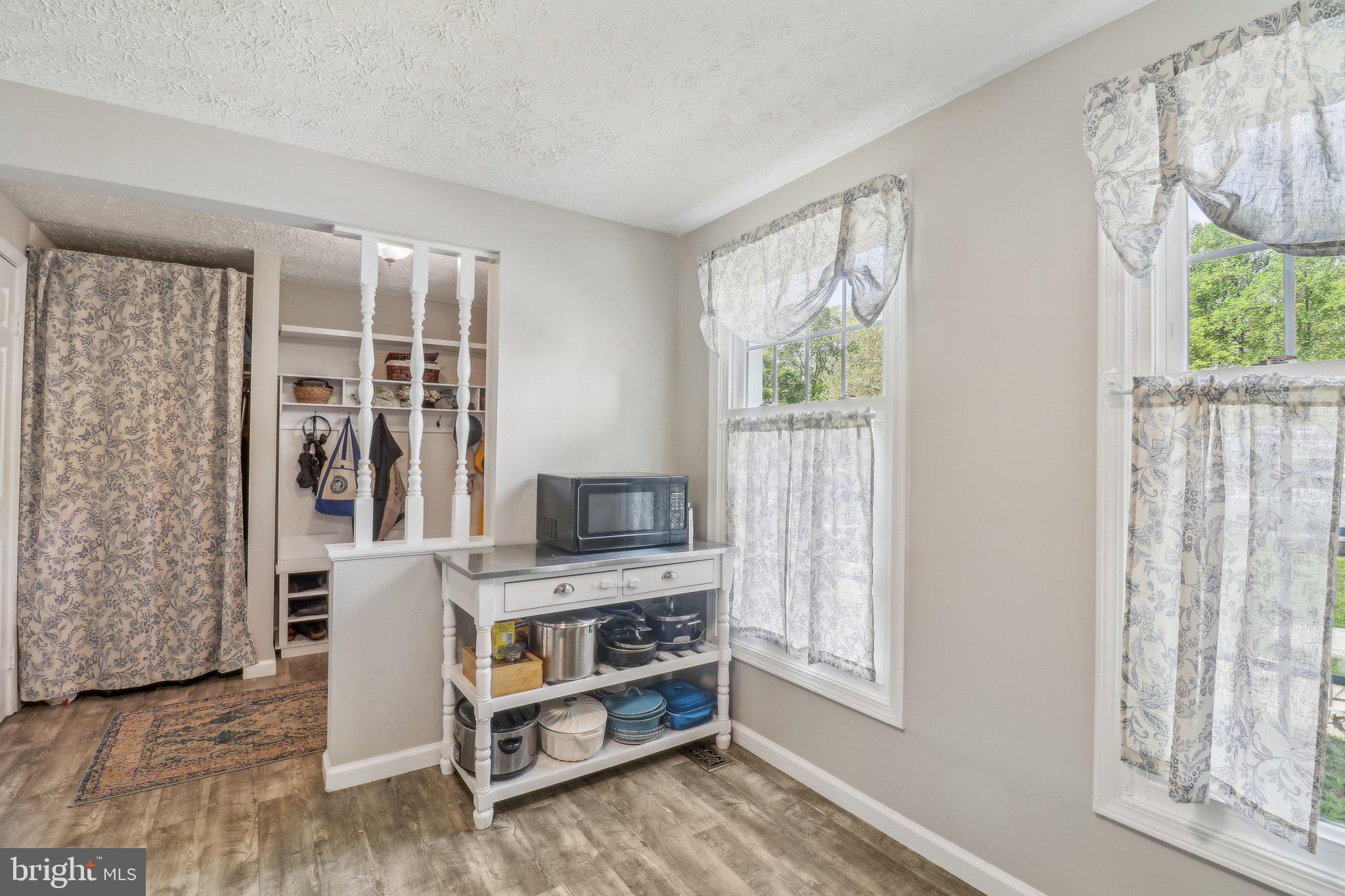 NEWINGTON FOREST - Residential