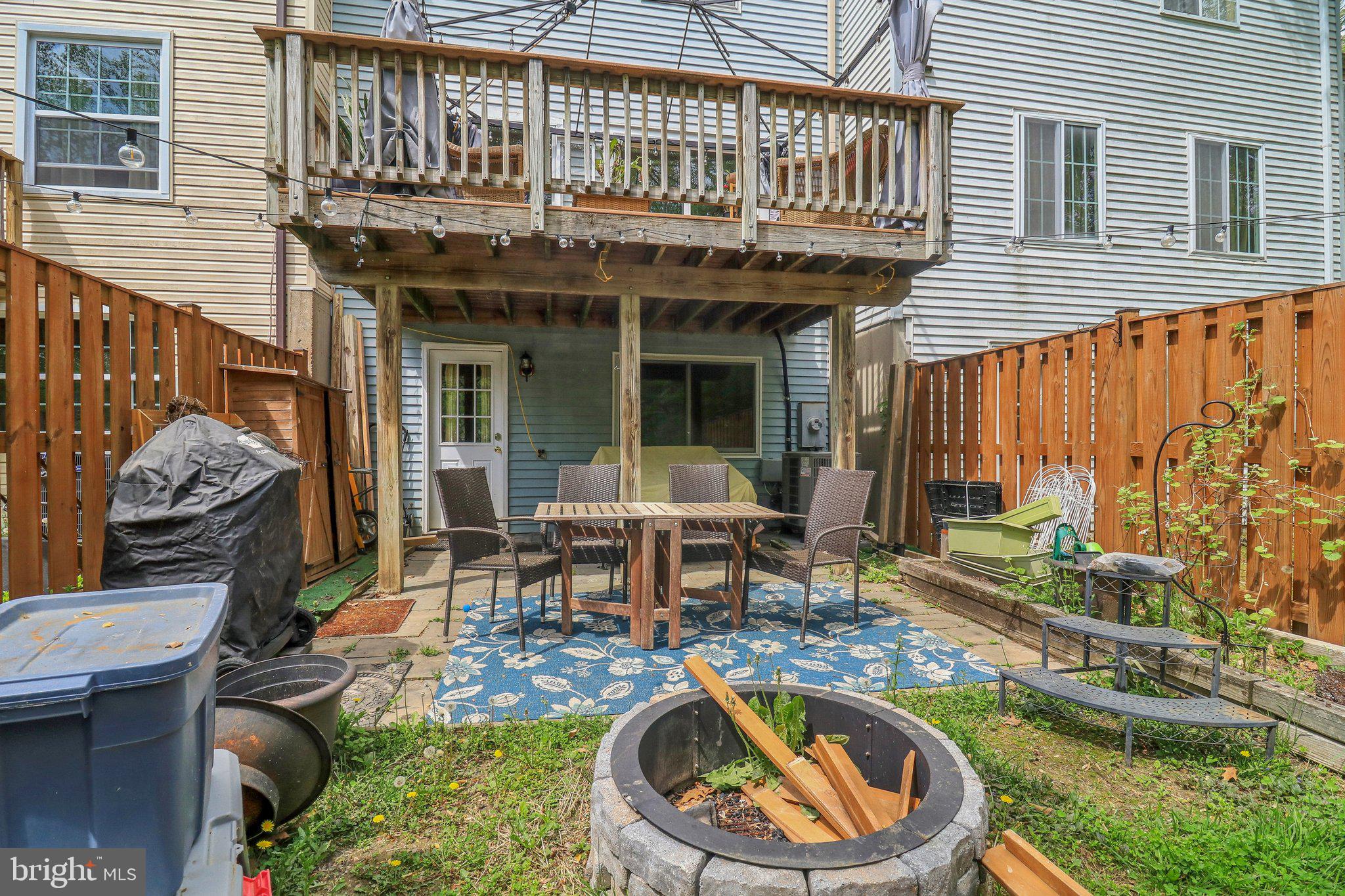 NEWINGTON FOREST - Residential