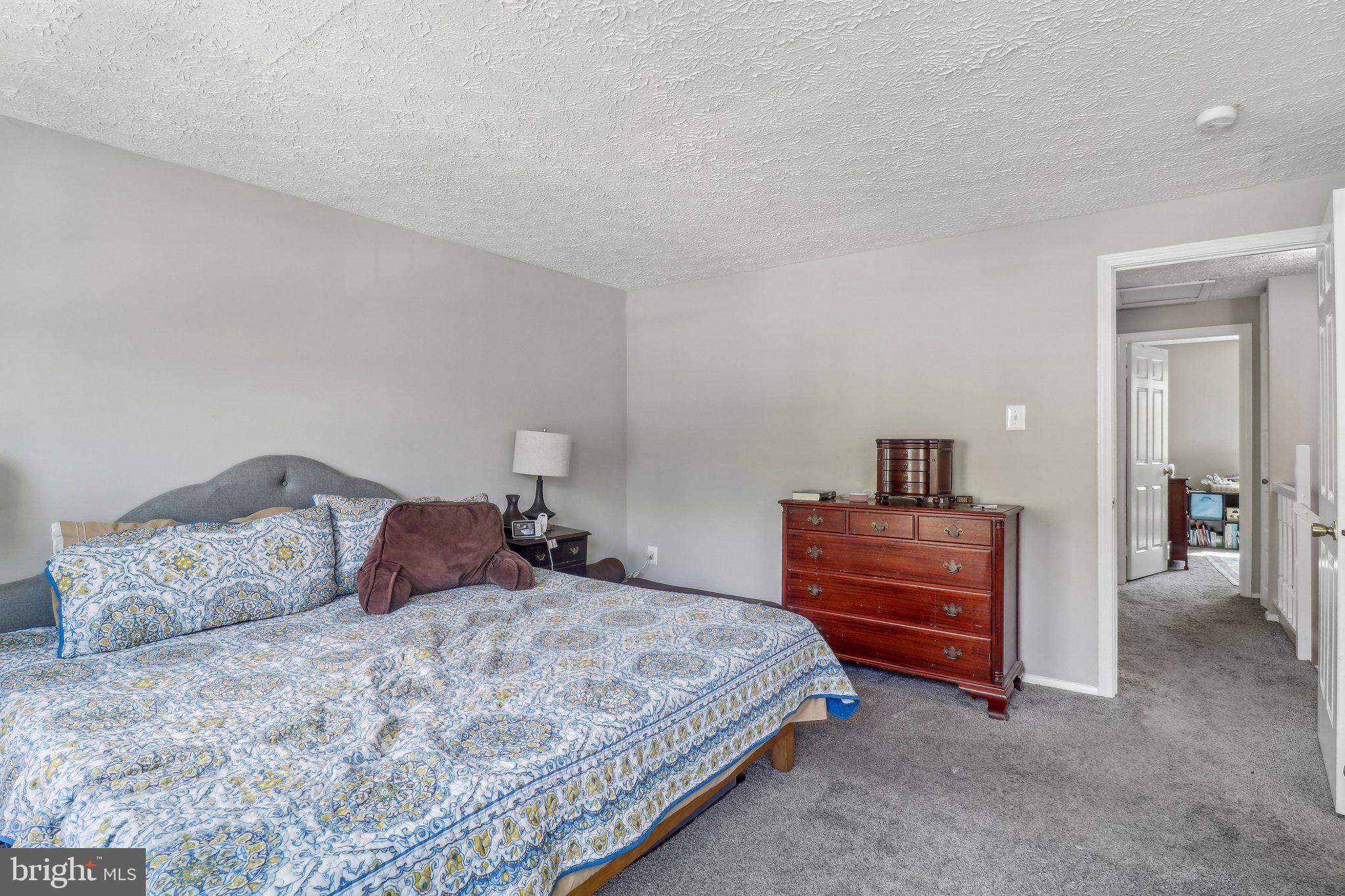 NEWINGTON FOREST - Residential