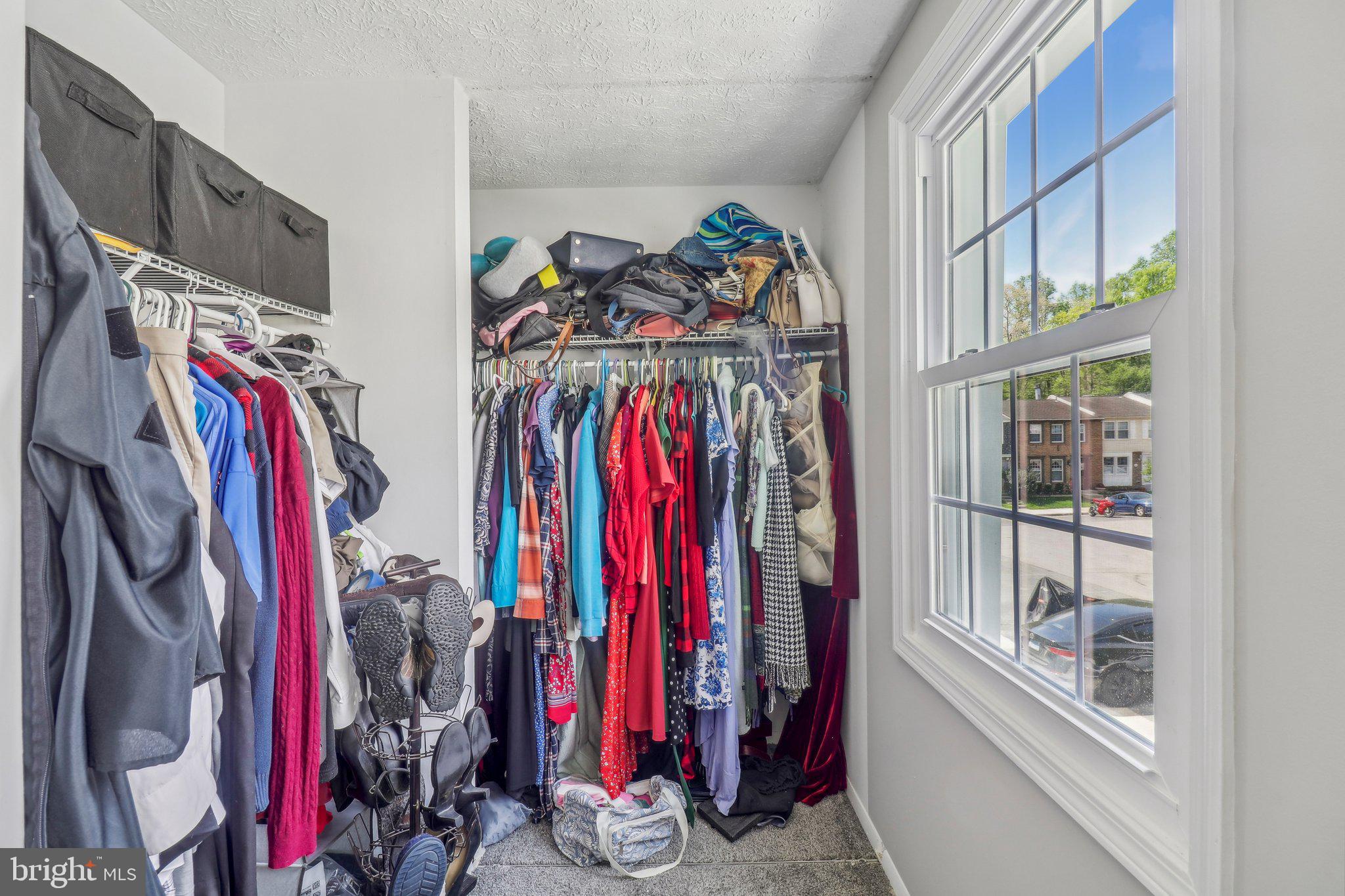 NEWINGTON FOREST - Residential