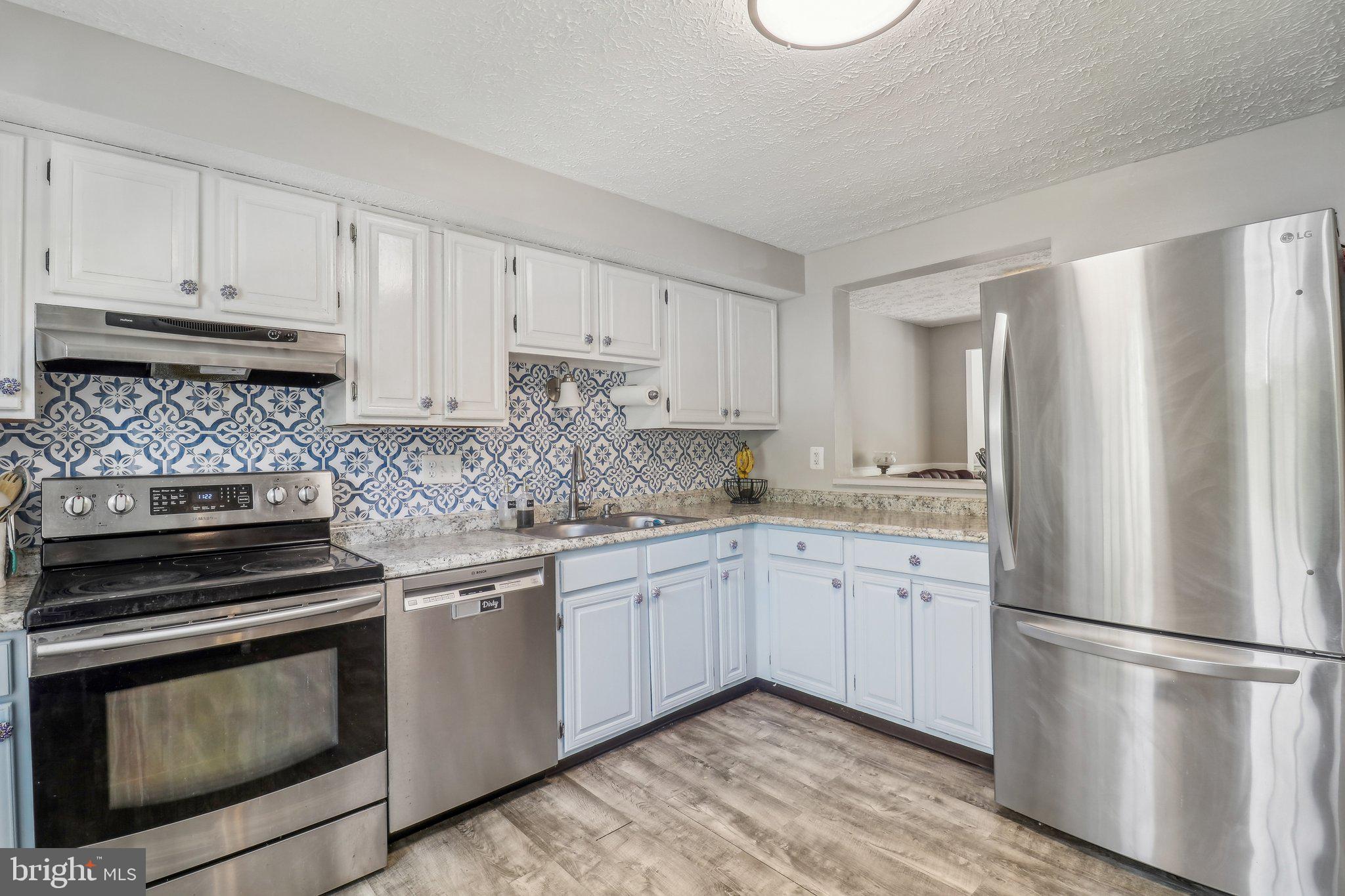 NEWINGTON FOREST - Residential