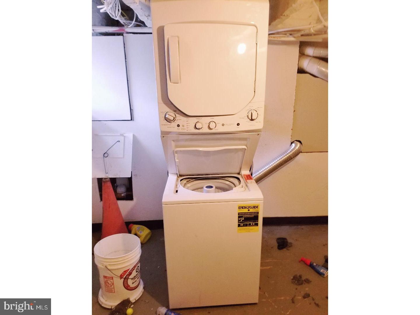 PHILADELPHIA (NORTHEAST) - Residential Lease