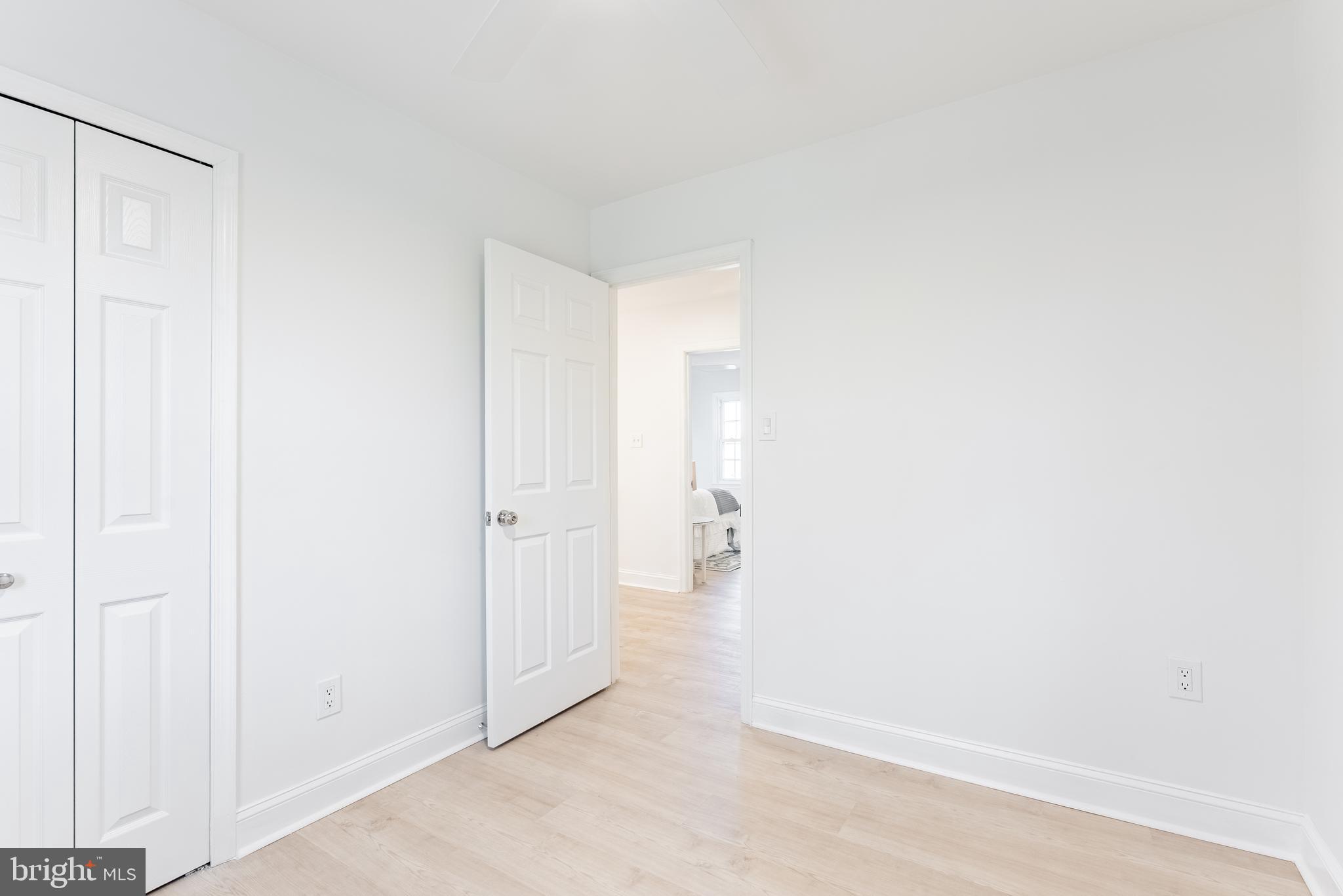 LAKE BRADDOCK - Residential