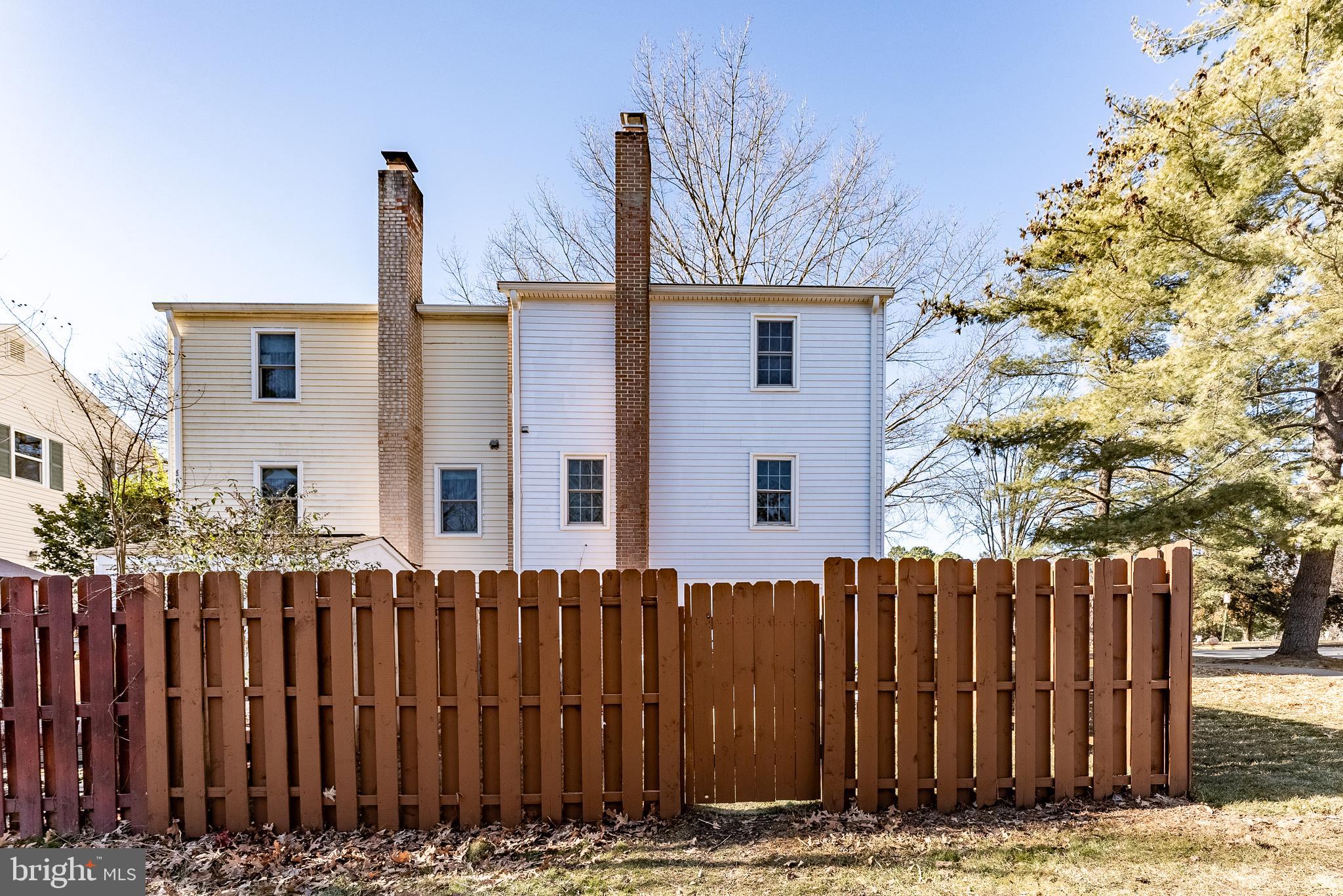 LAKE BRADDOCK - Residential