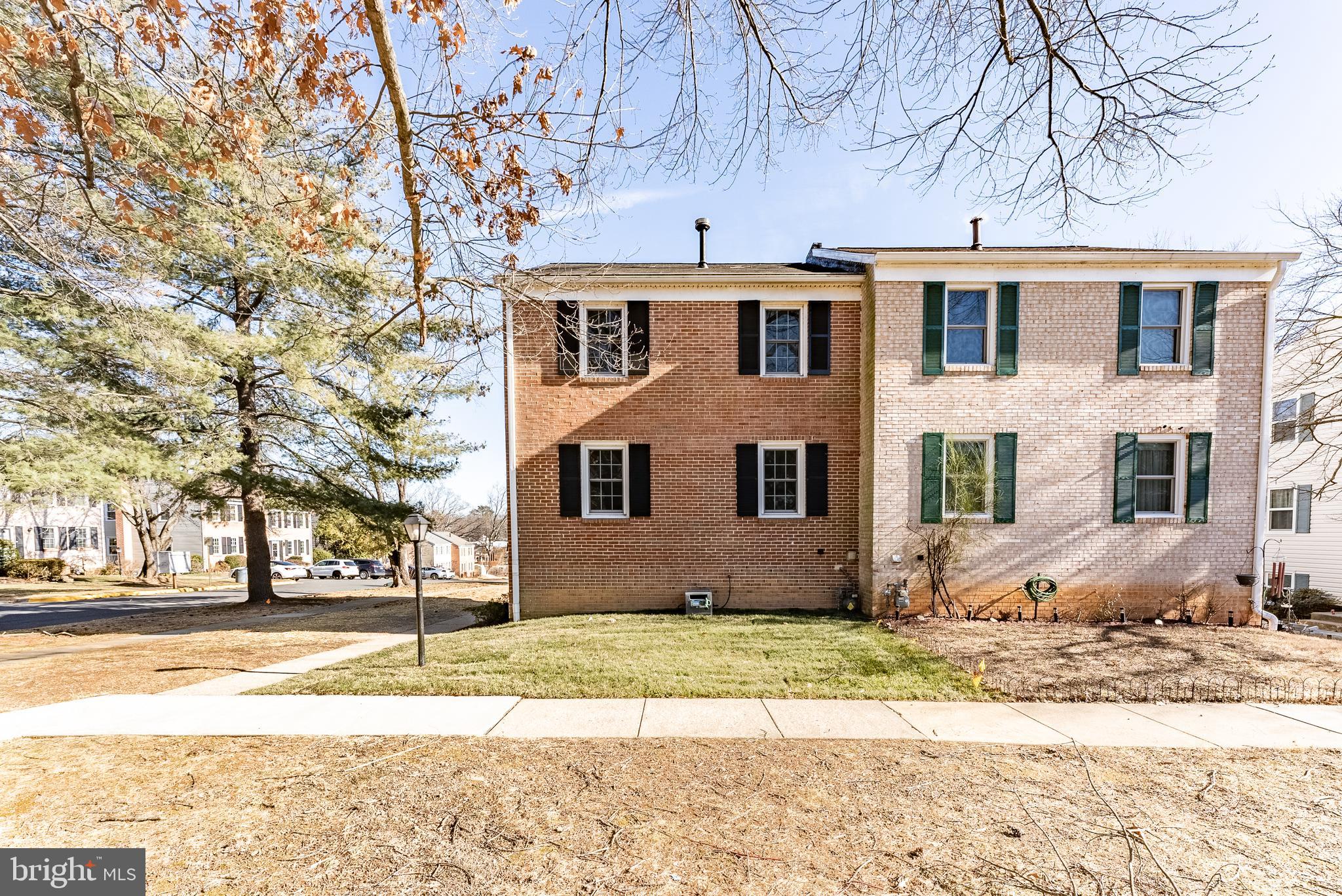 LAKE BRADDOCK - Residential