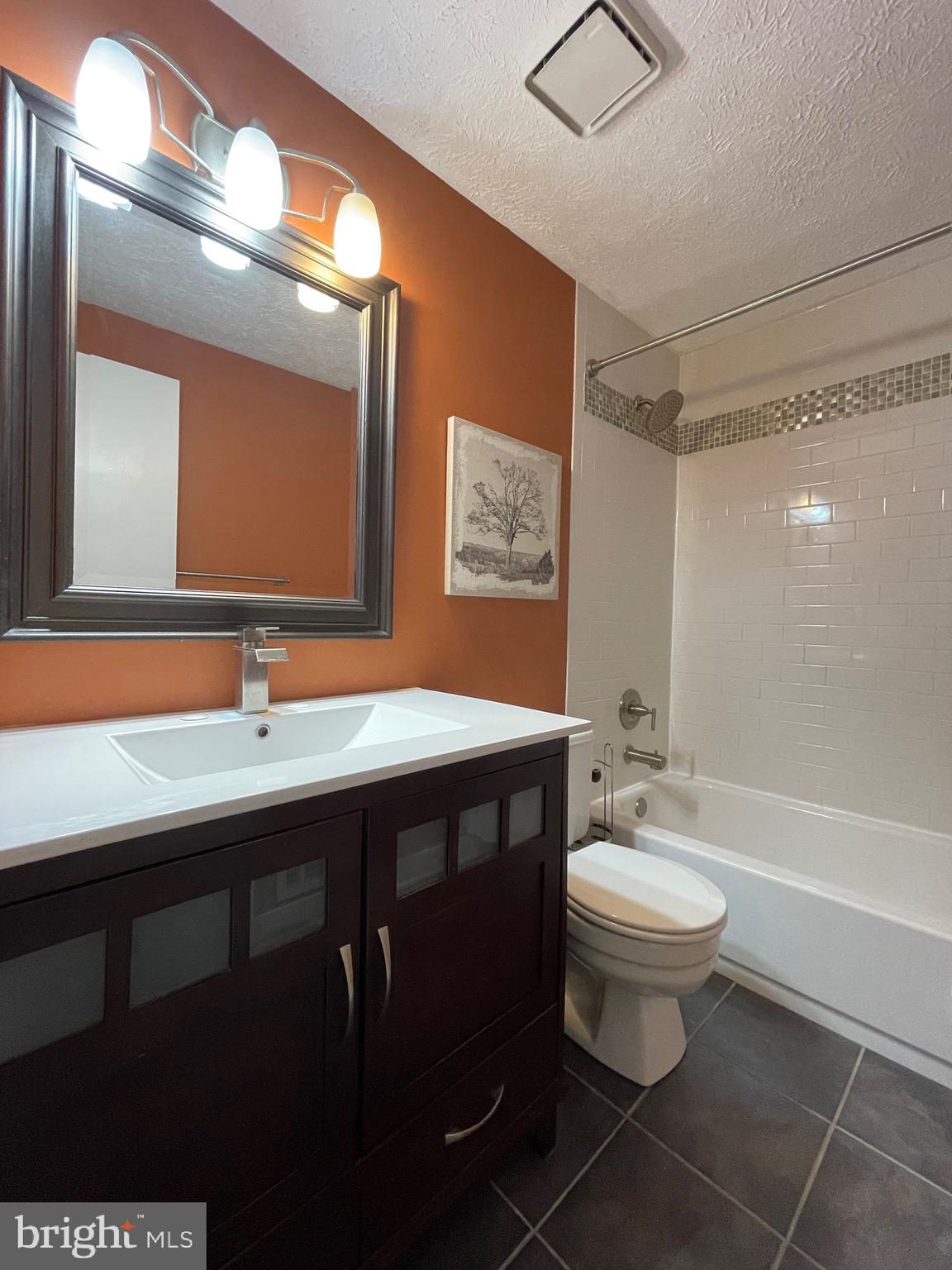 JEFFERSON GREEN - Residential Lease