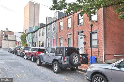 926 GRAND STREET HARRISBURG PA 17102