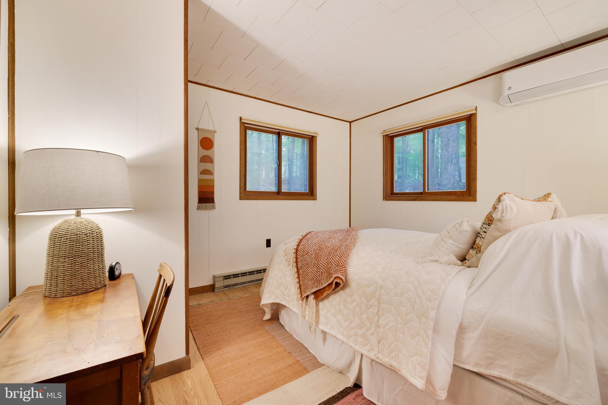 HIDEOUT THE - Residential