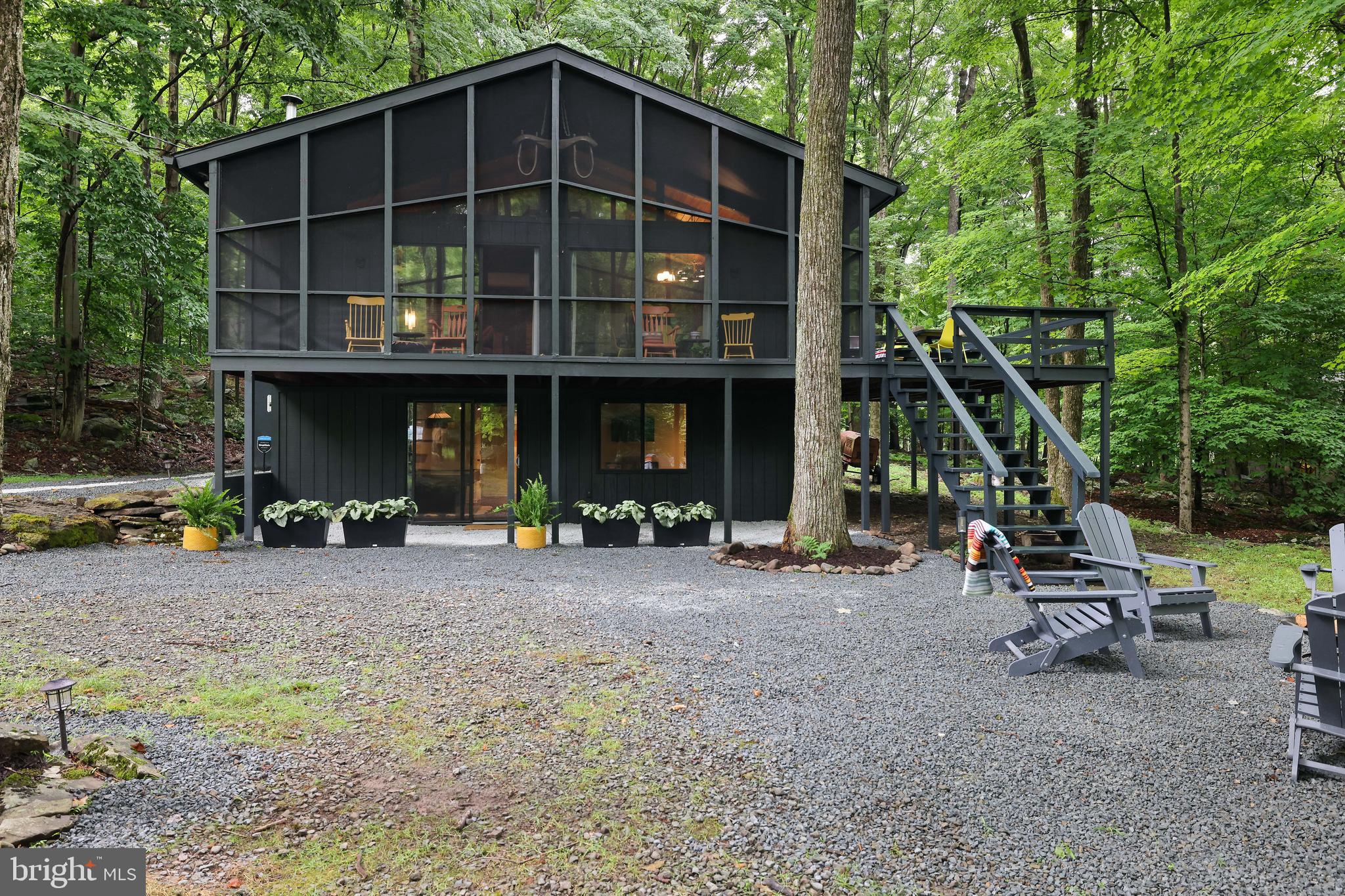 HIDEOUT THE - Residential