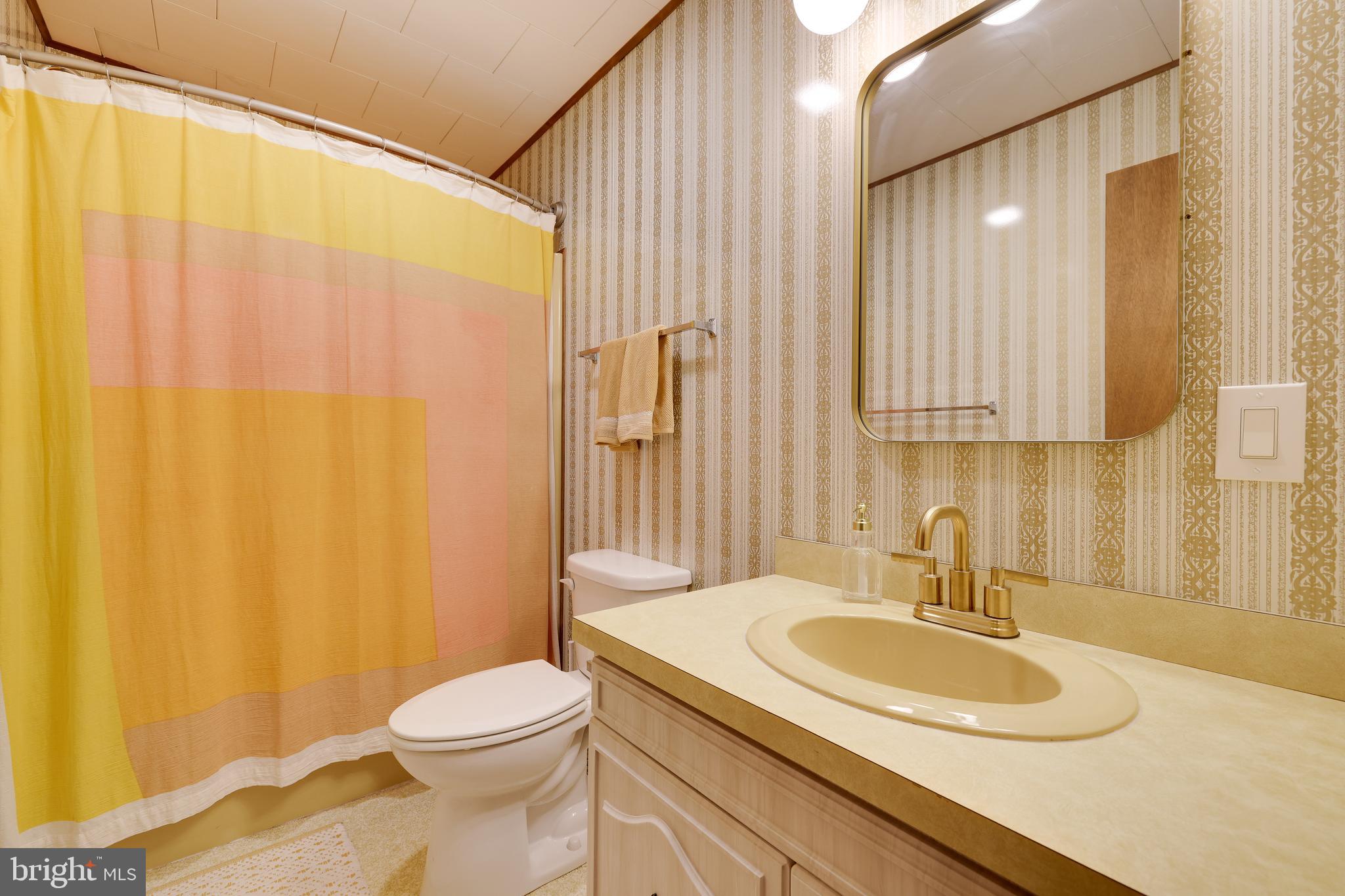 HIDEOUT THE - Residential