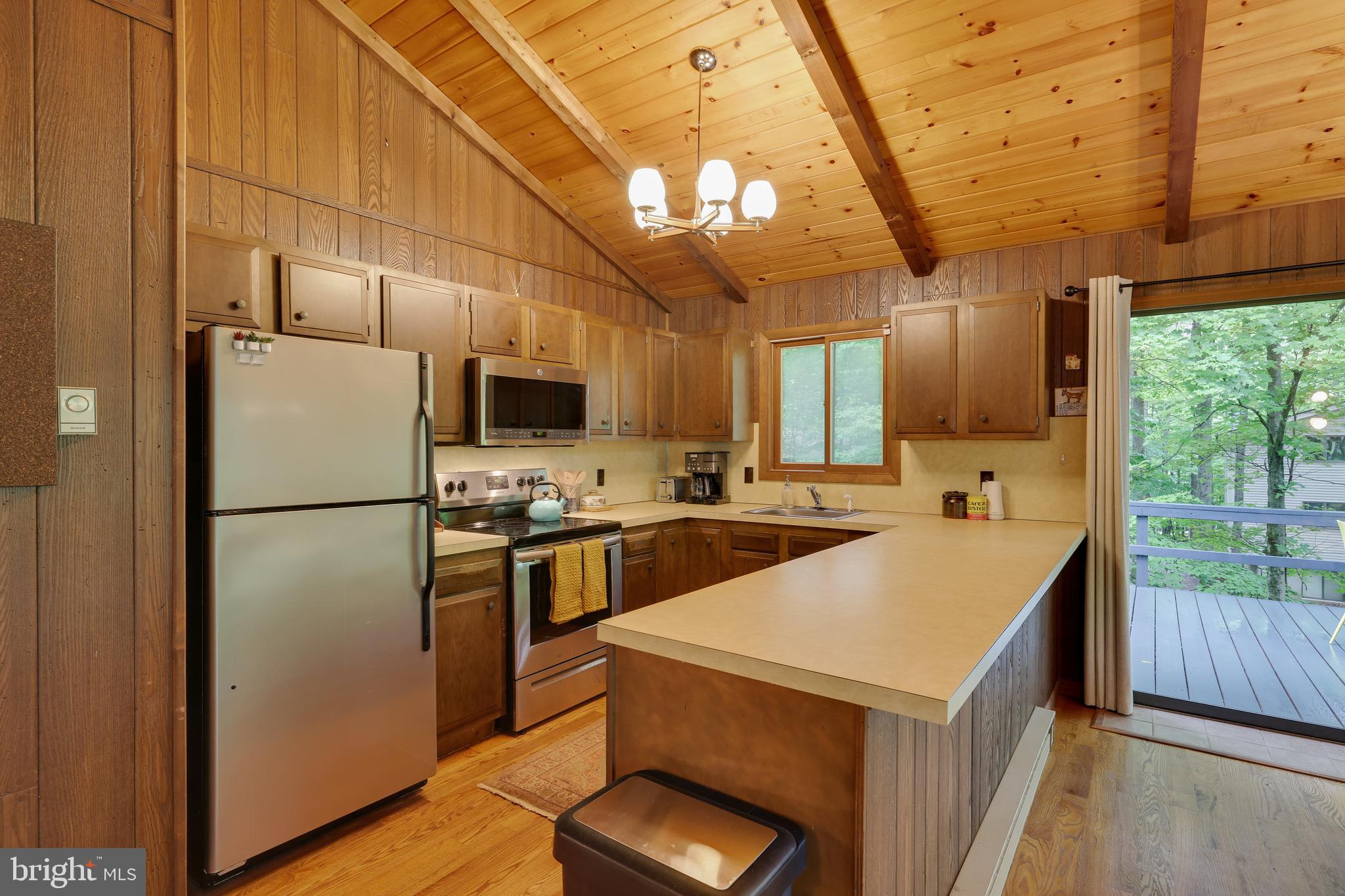 HIDEOUT THE - Residential