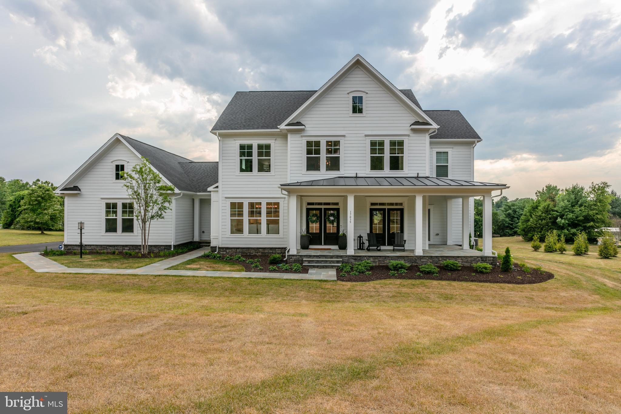 BEACON HILL - Residential