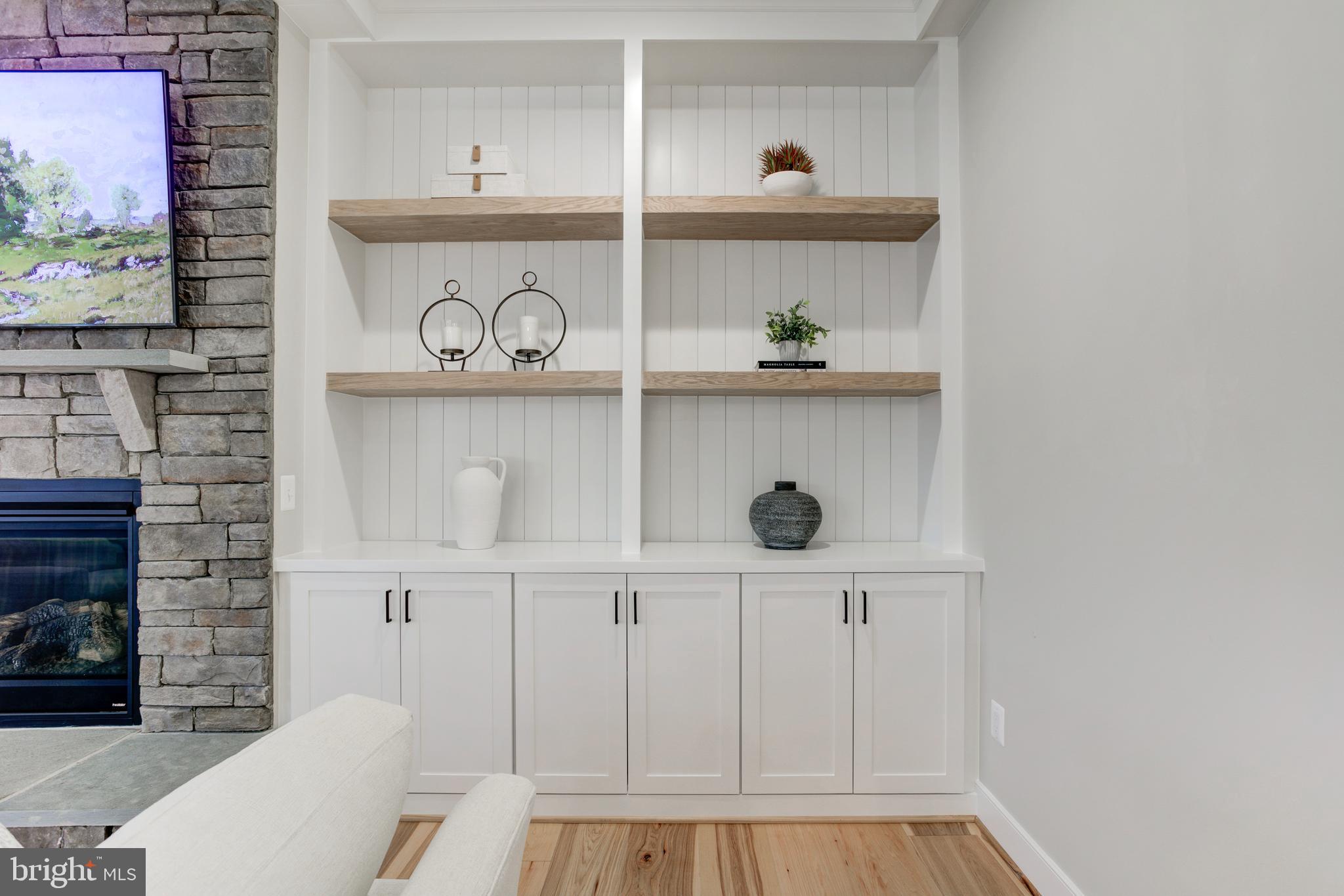 BEACON HILL - Residential