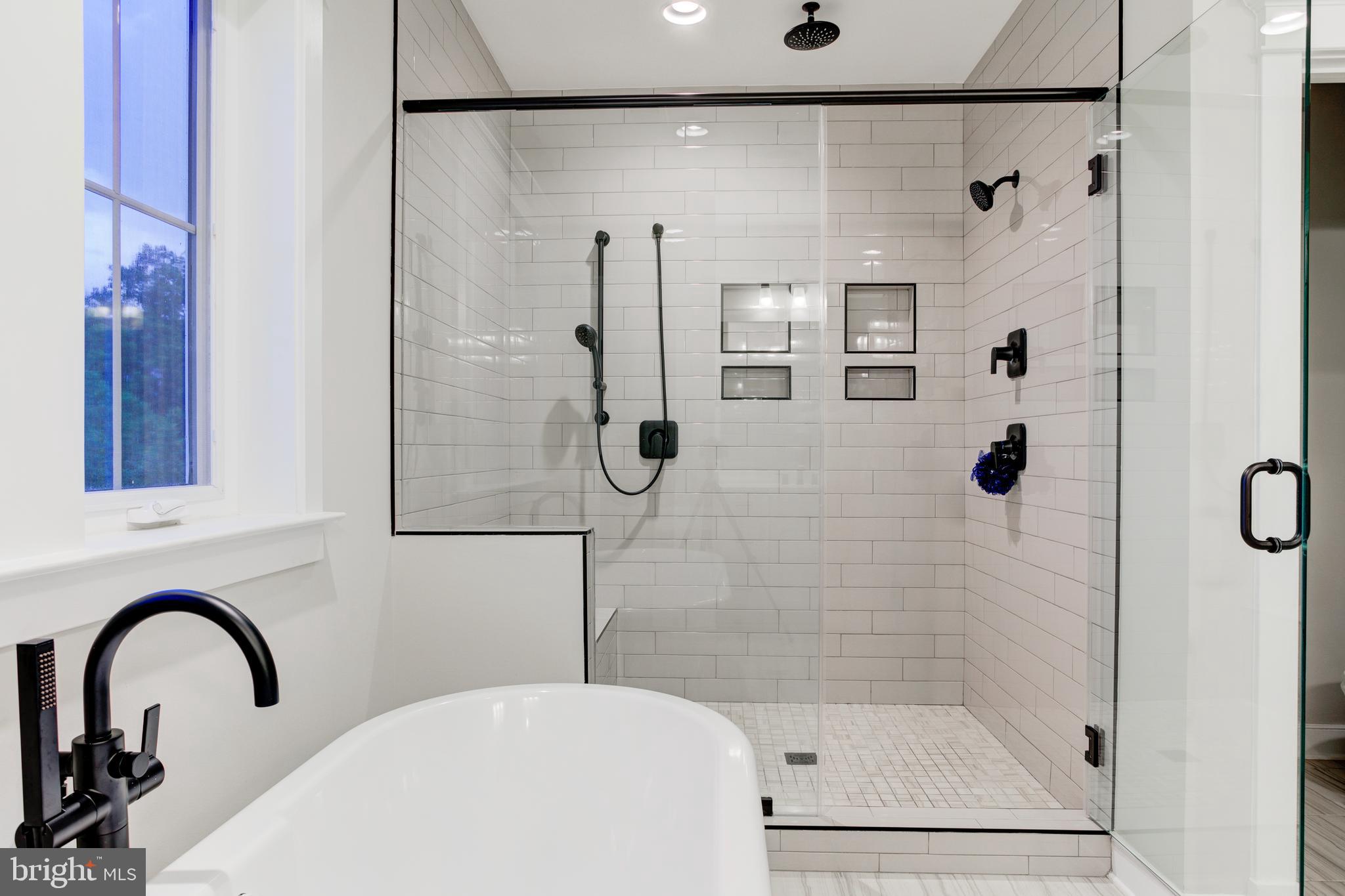 BEACON HILL - Residential