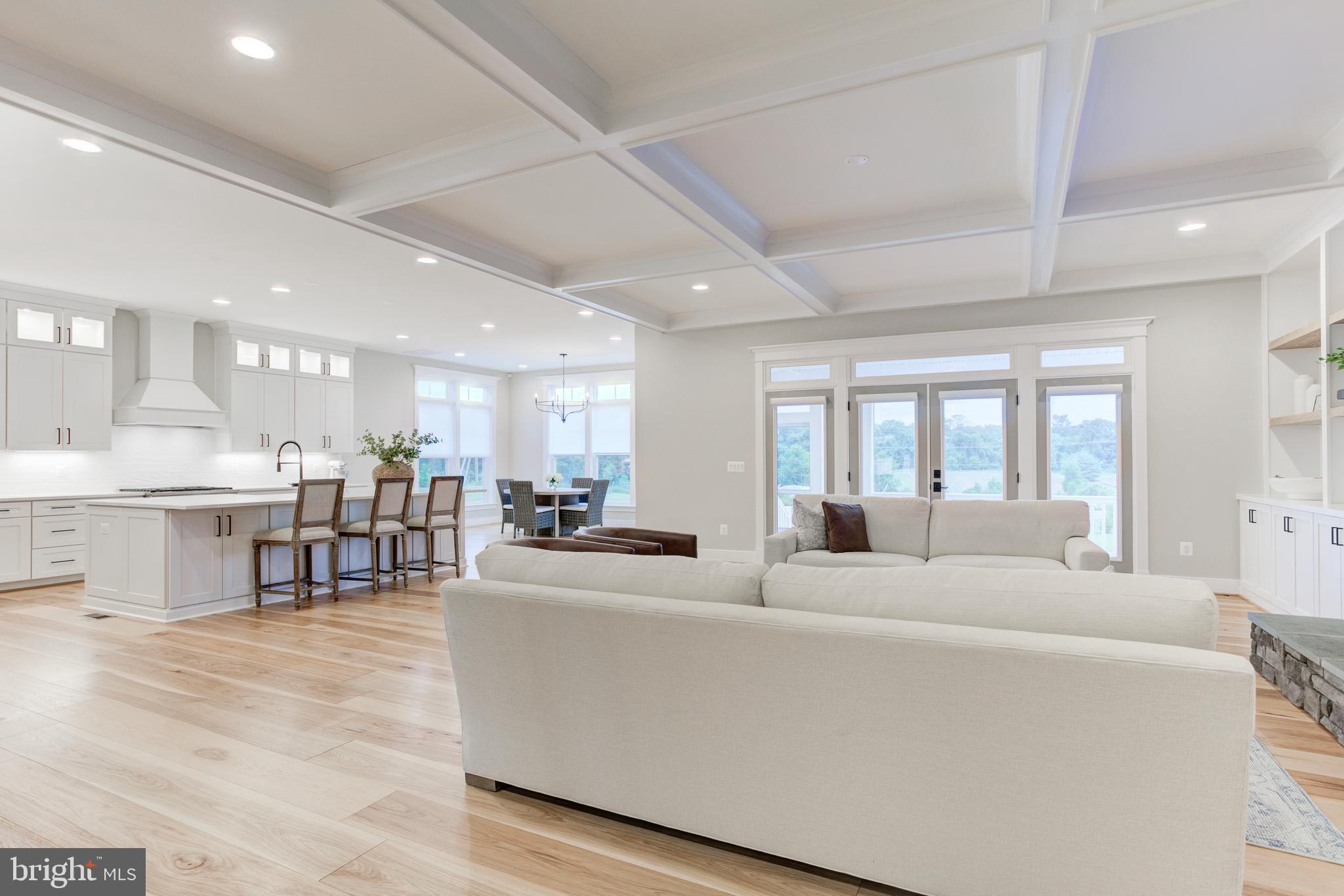 BEACON HILL - Residential