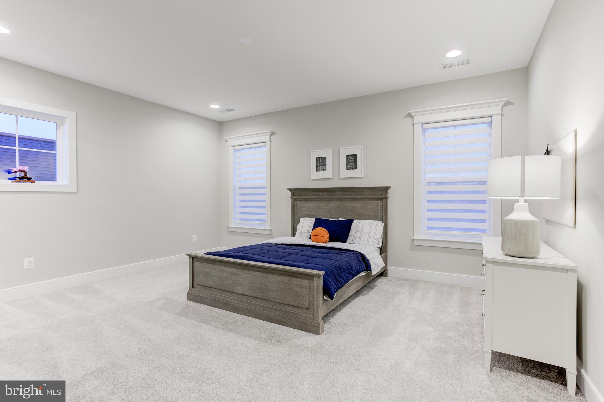 BEACON HILL - Residential