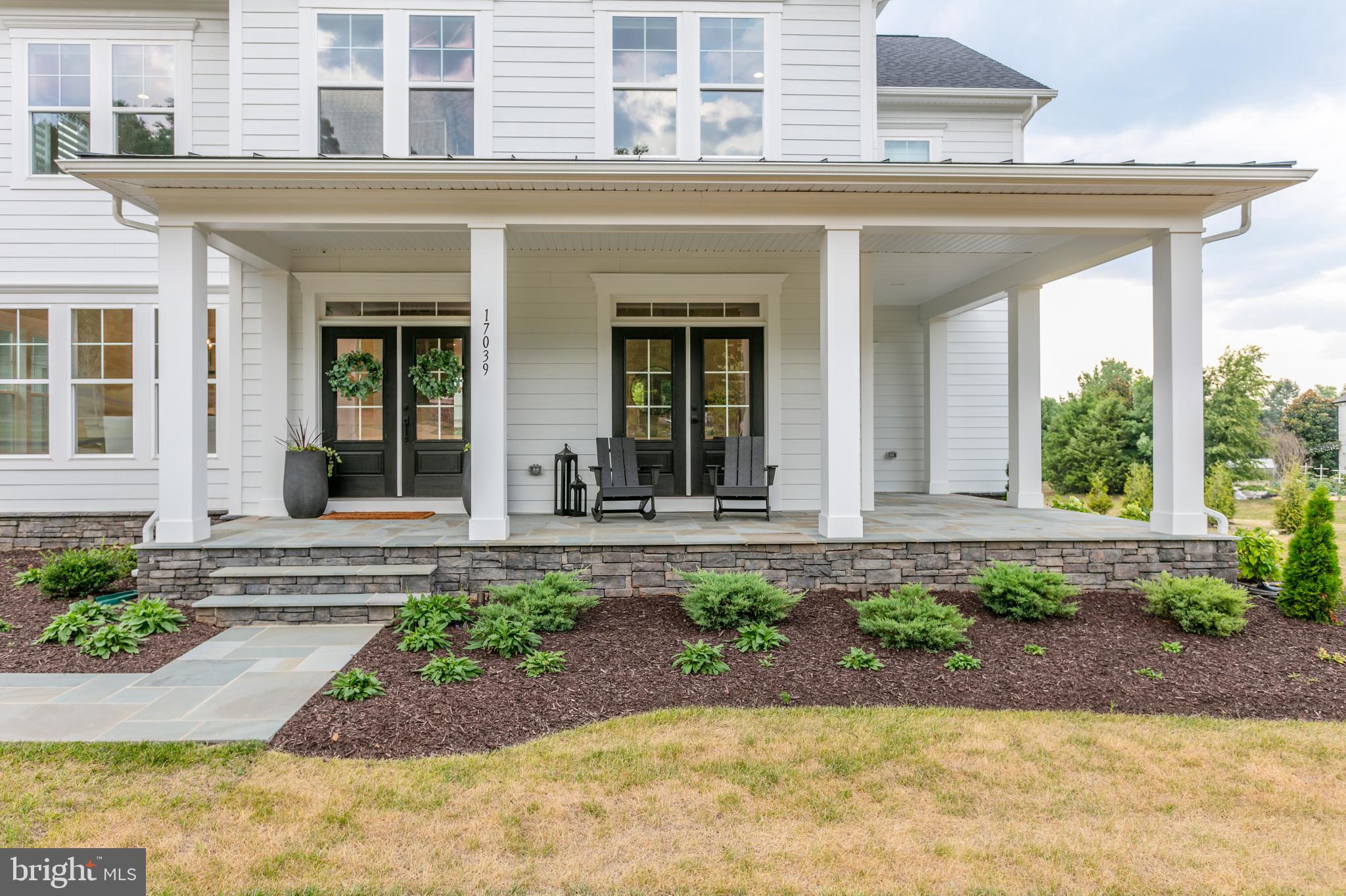 BEACON HILL - Residential