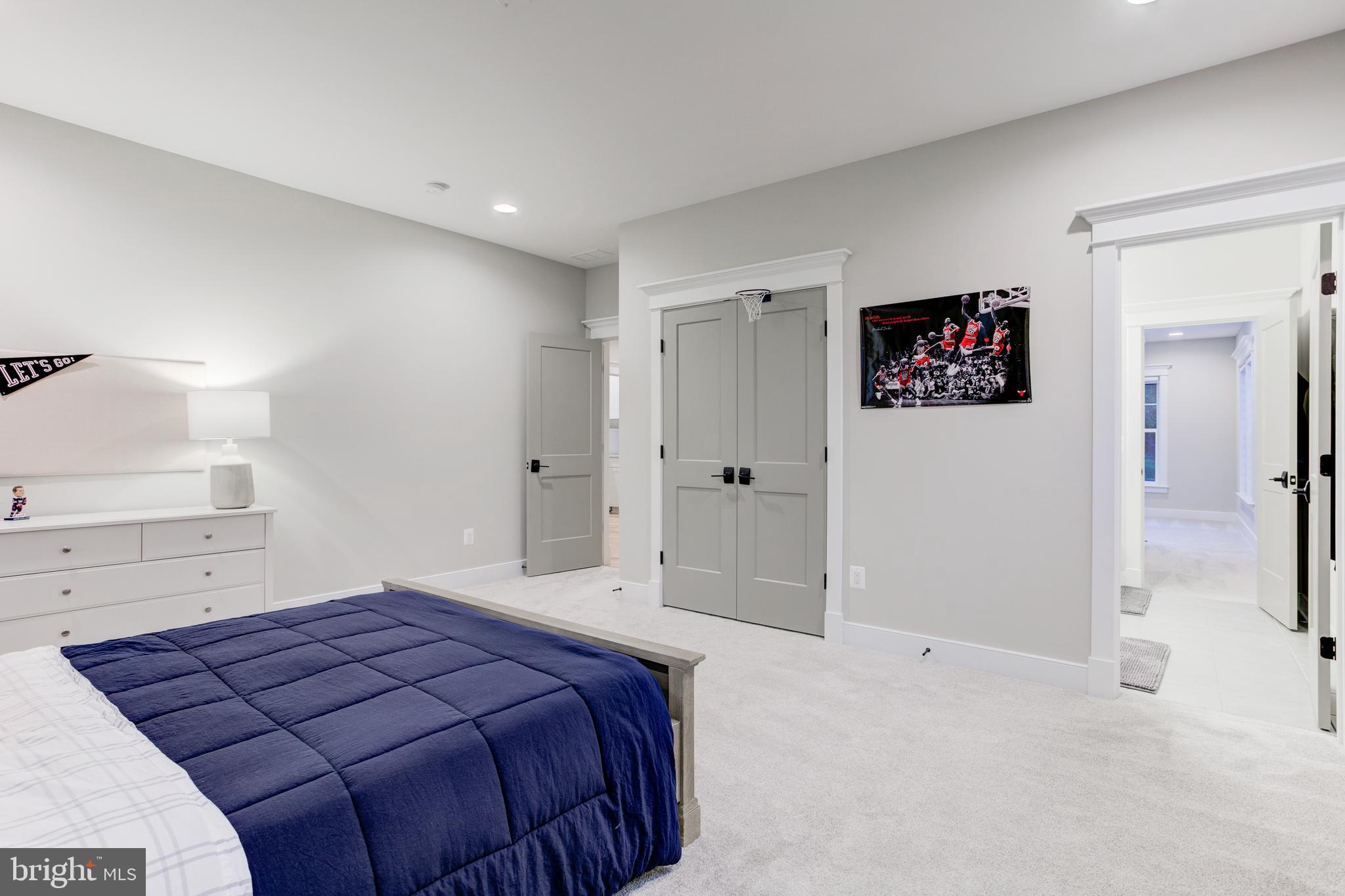 BEACON HILL - Residential