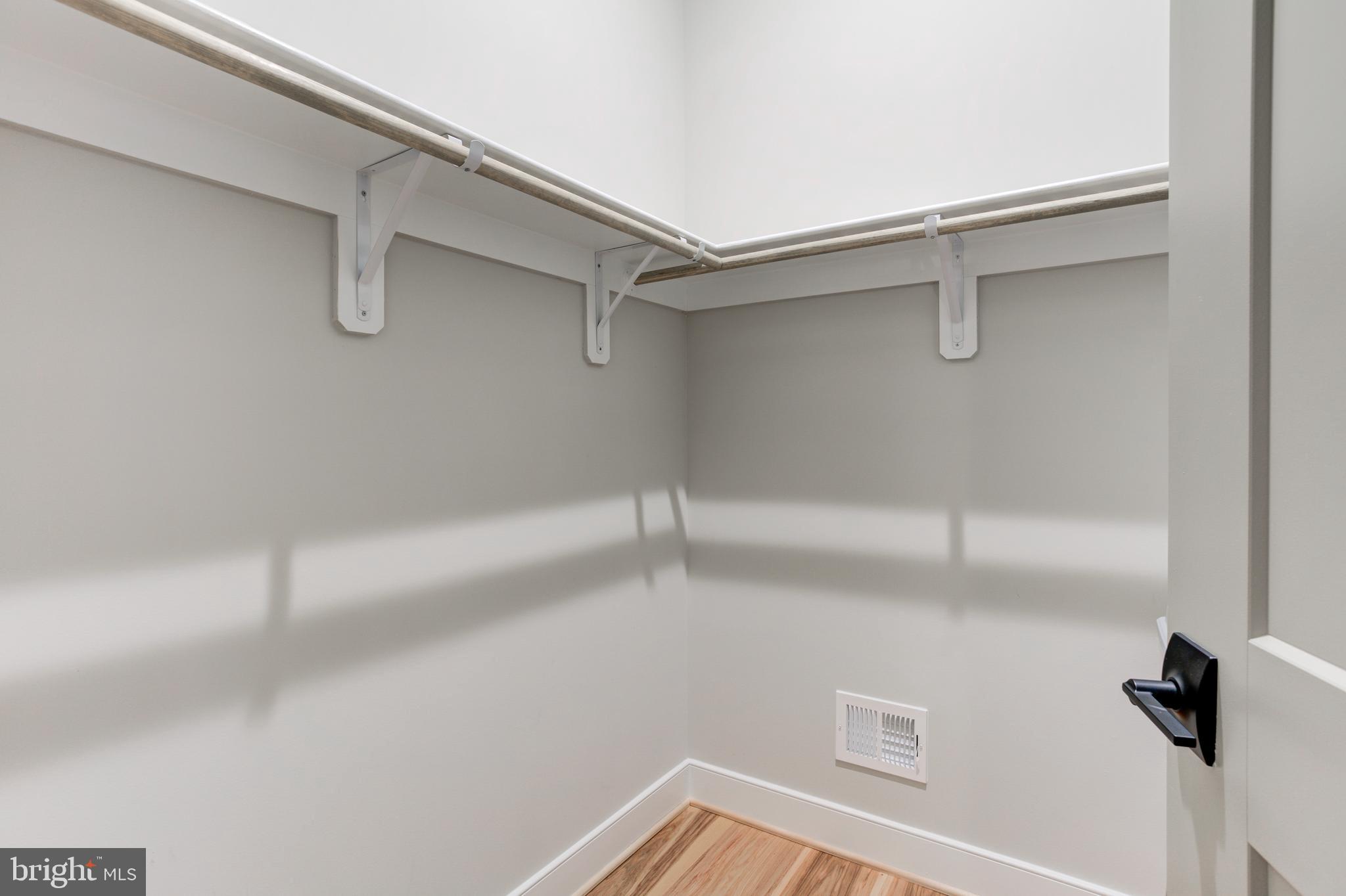 BEACON HILL - Residential