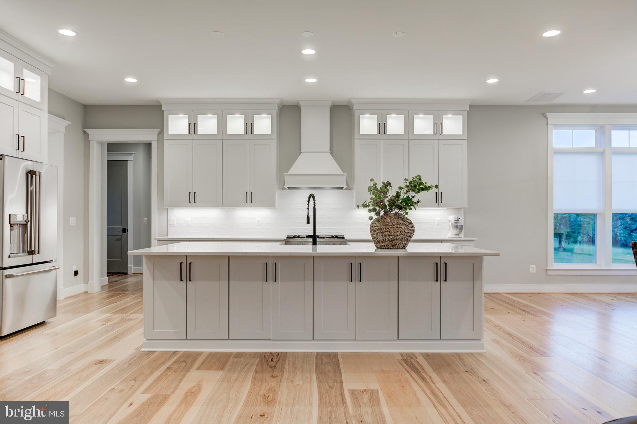 BEACON HILL - Residential