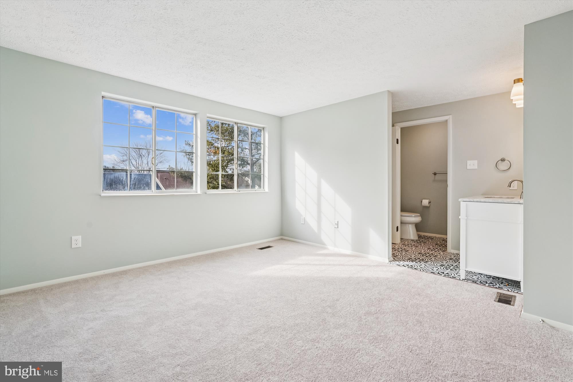 PARK OVERLOOK - Residential