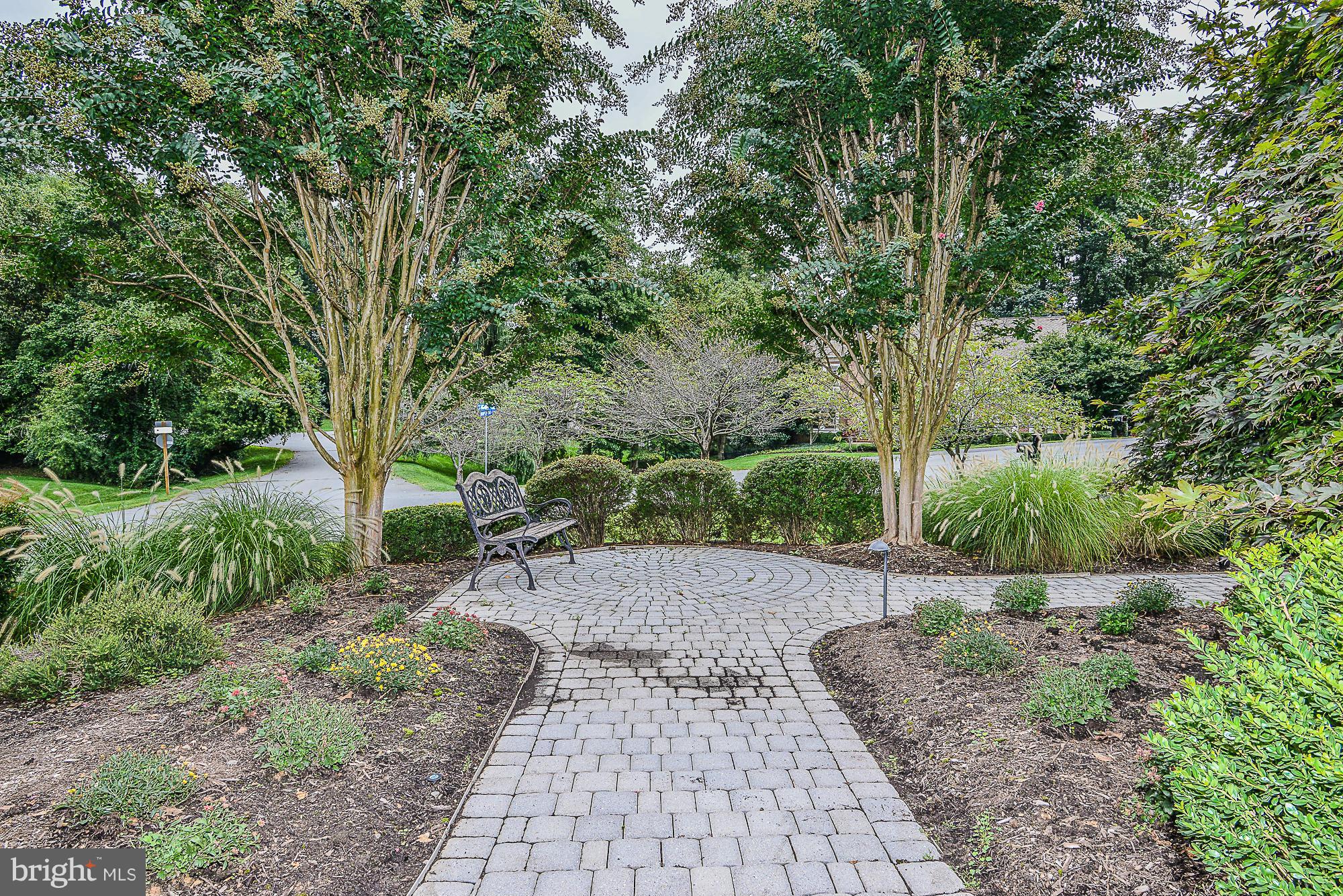 THE GREAT HAMPTONS - Residential