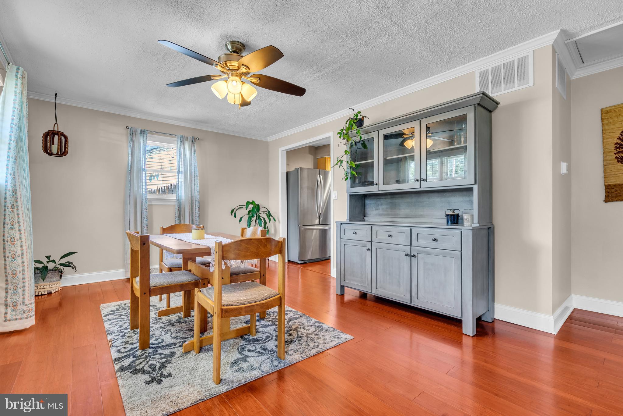 918 MOUNT ROAD