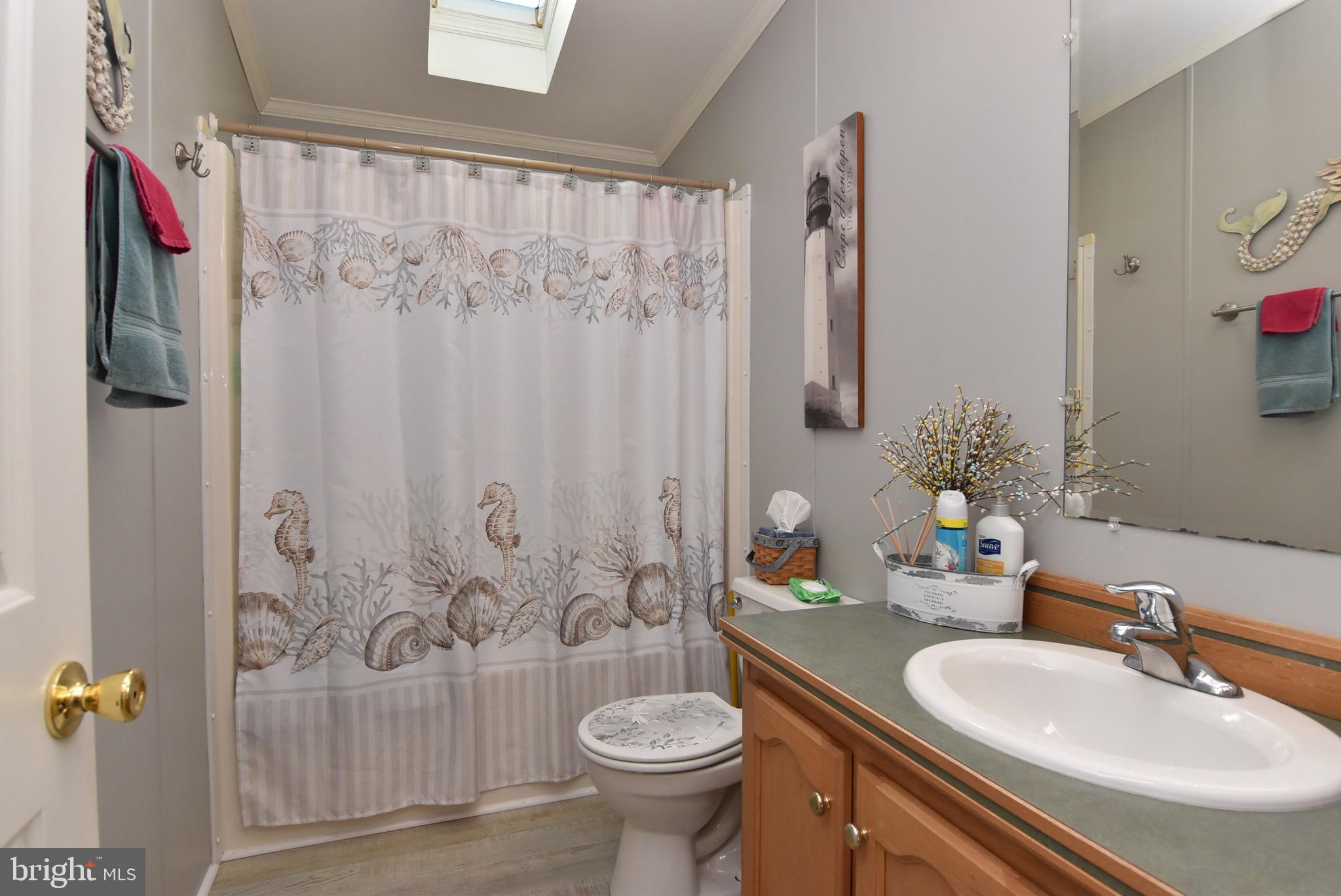 MARINERS COVE - Residential