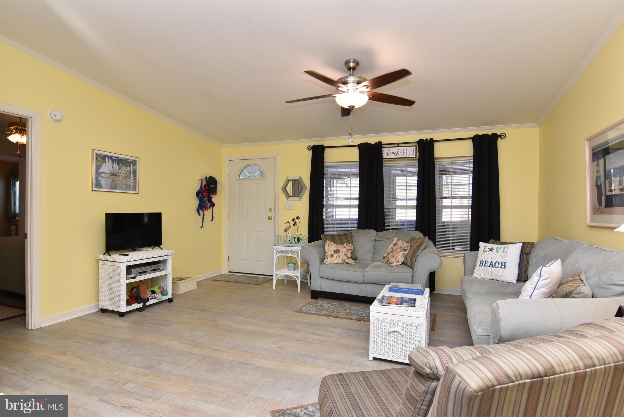 MARINERS COVE - Residential