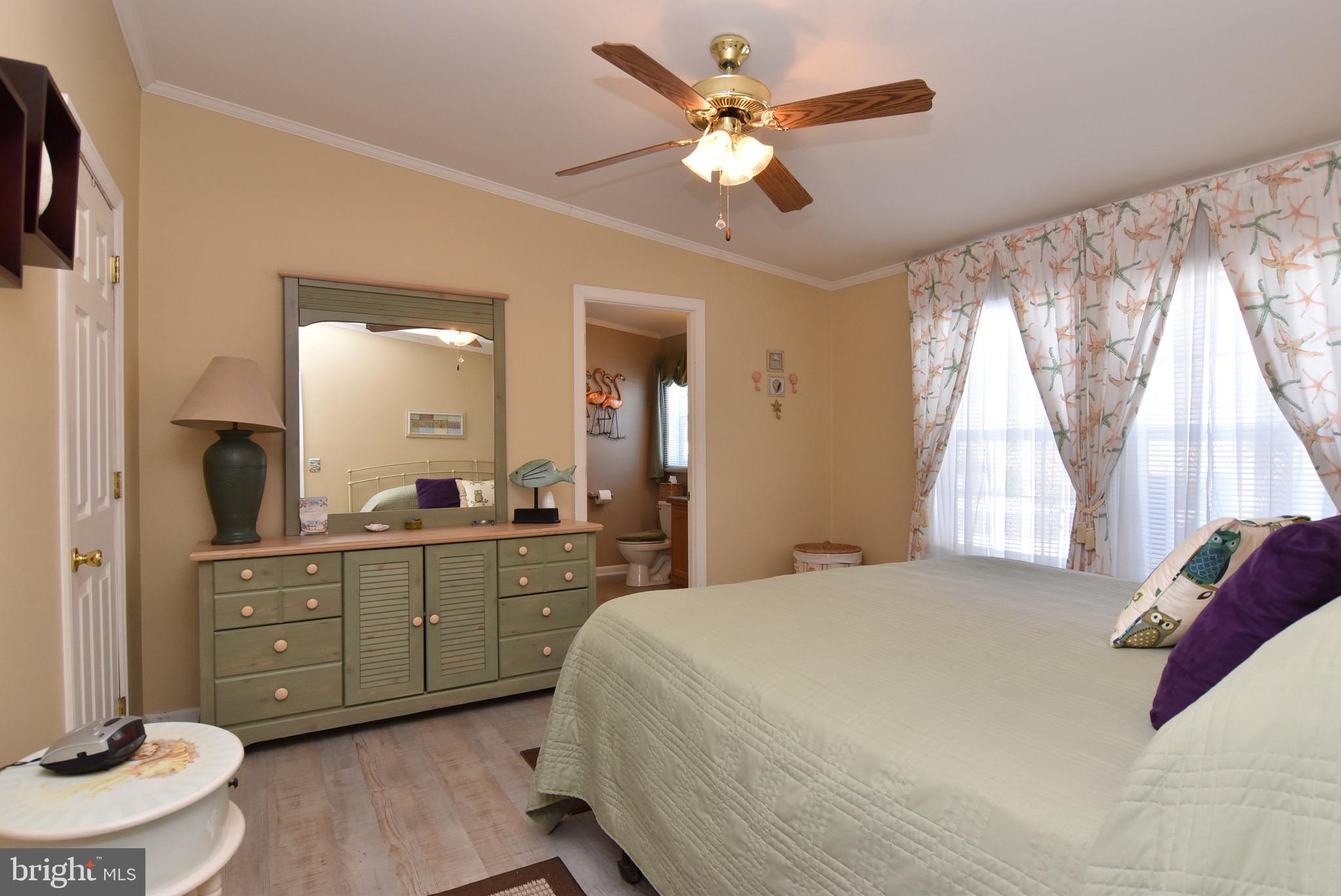 MARINERS COVE - Residential