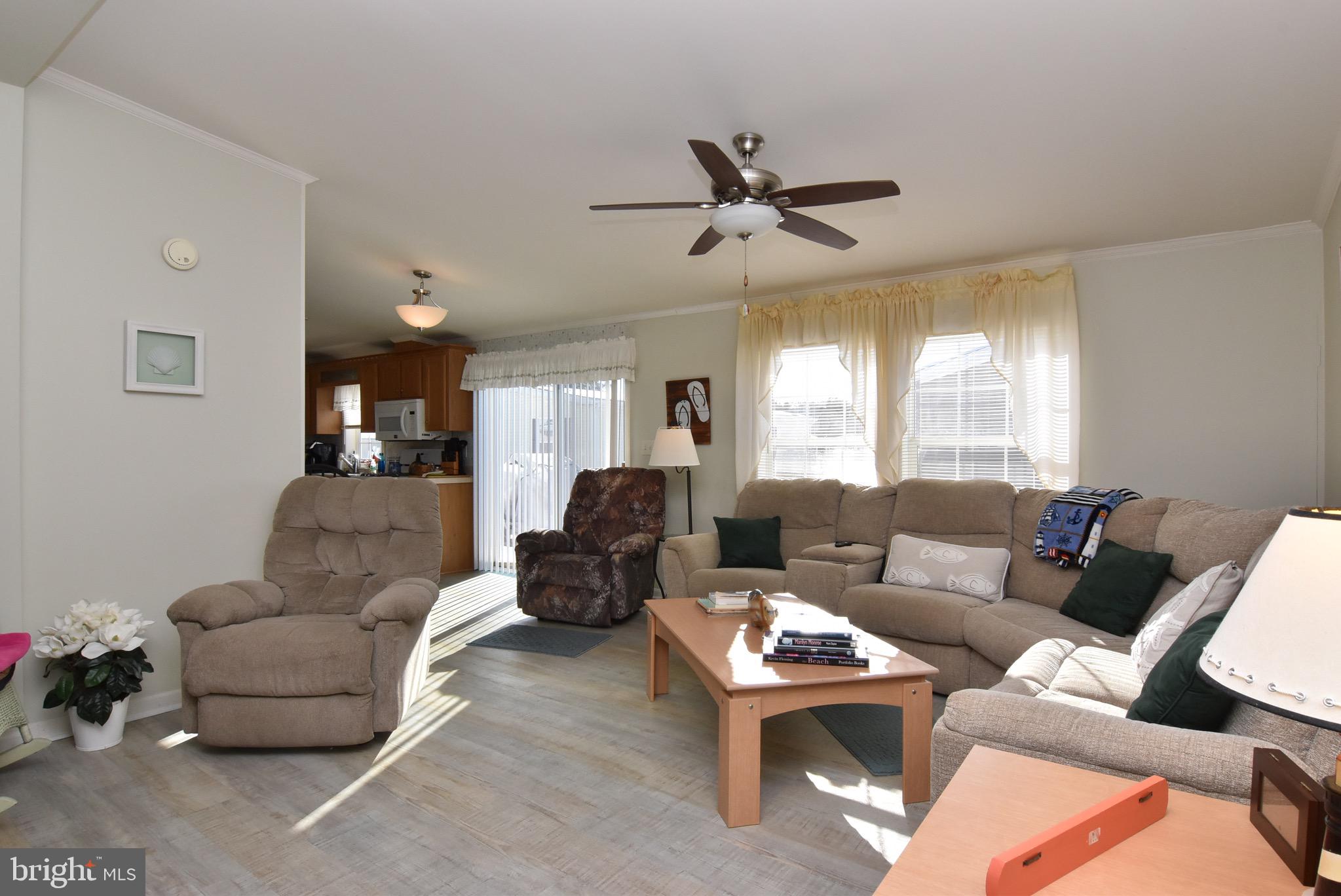 MARINERS COVE - Residential