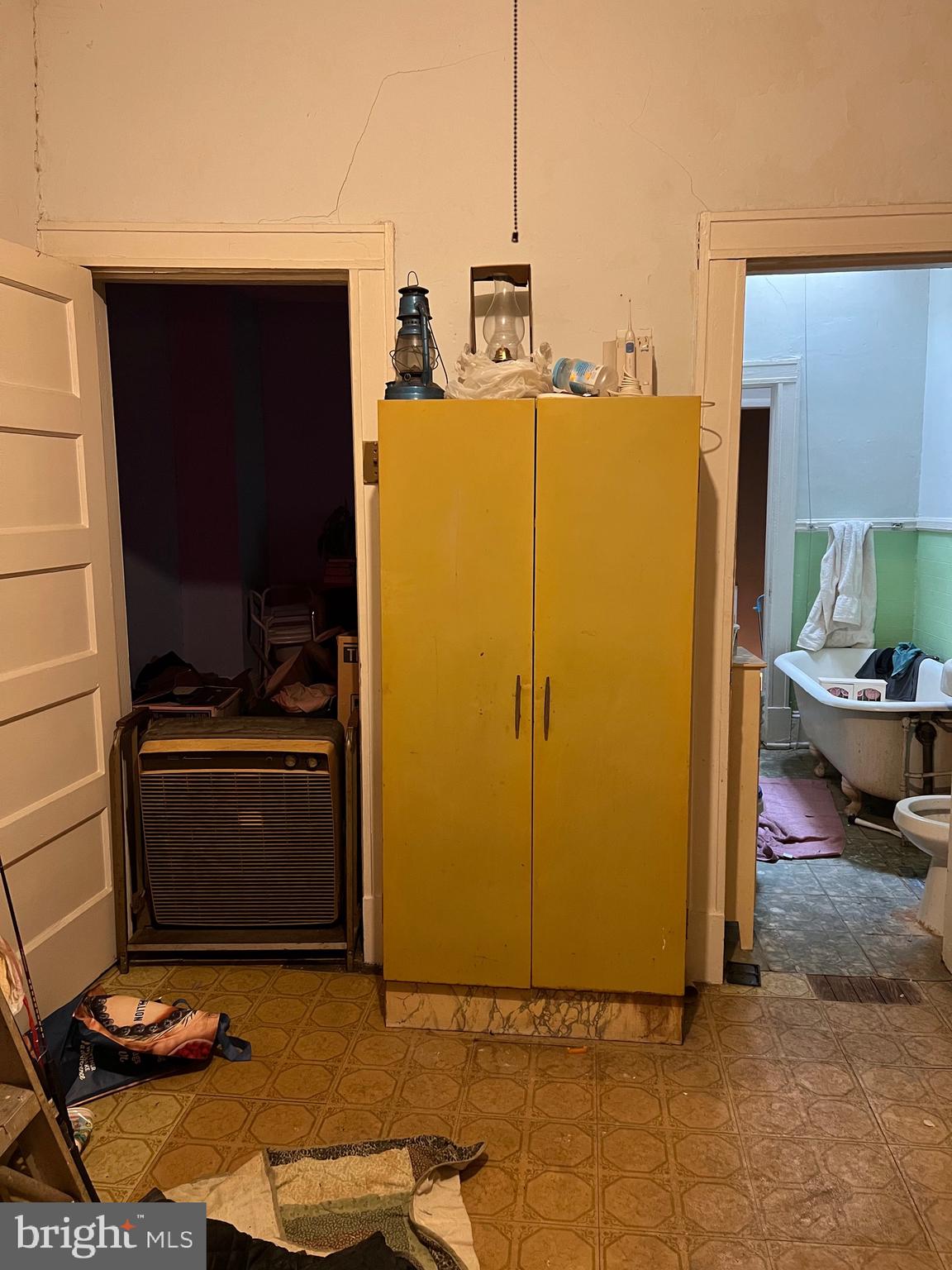 GREEKTOWN - Residential