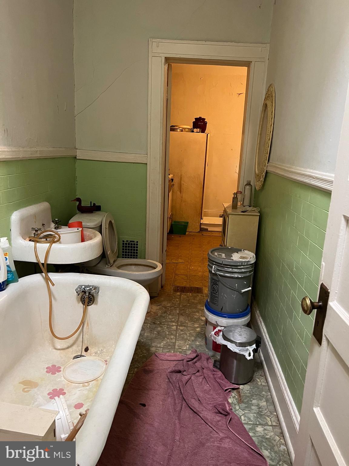 GREEKTOWN - Residential