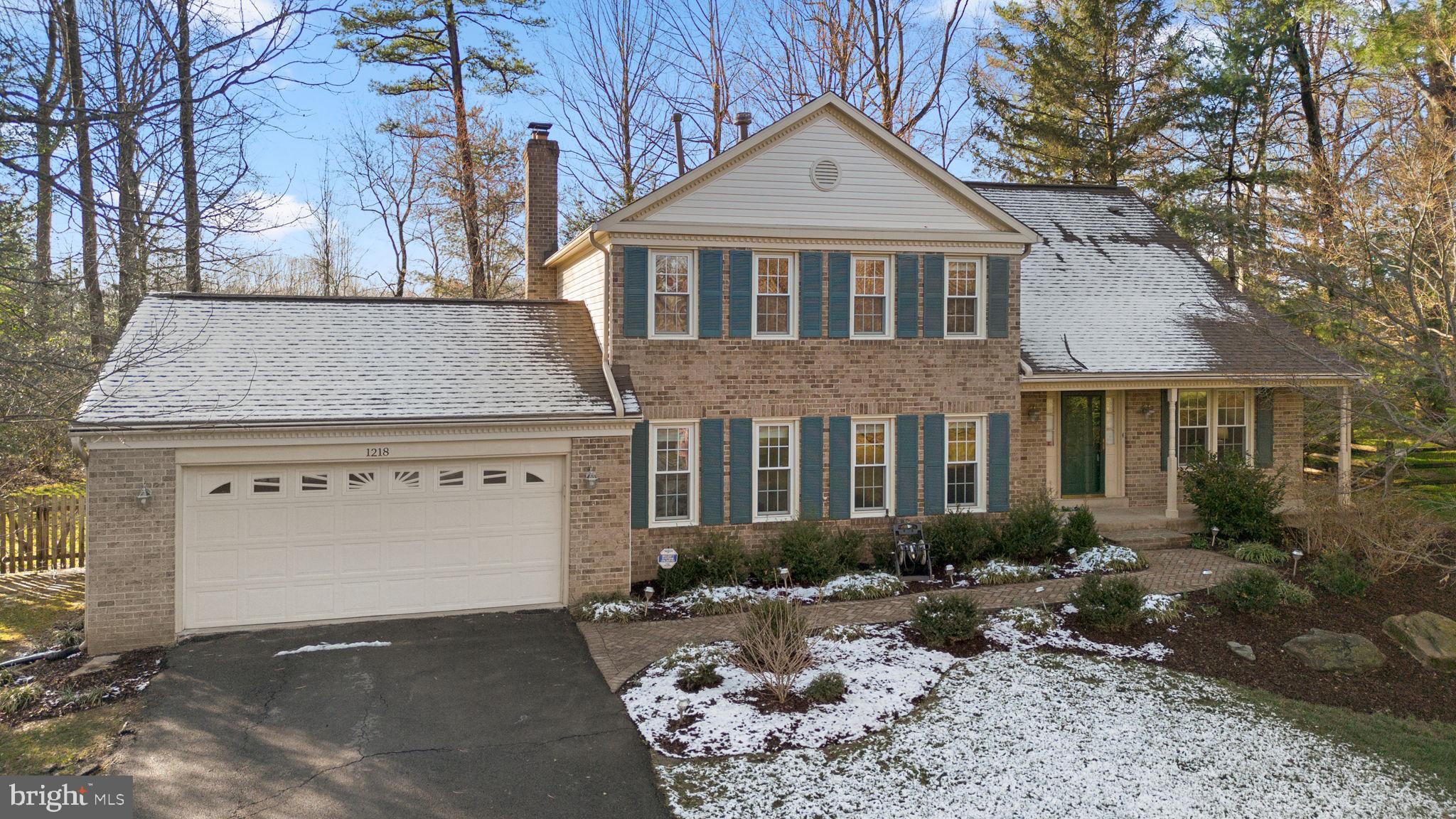 1218 DELTA GLEN COURT