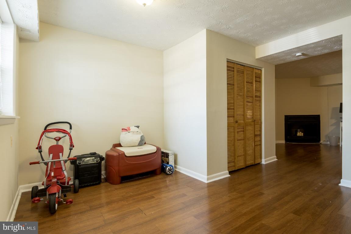 SCOTCHTOWN HILLS - Residential