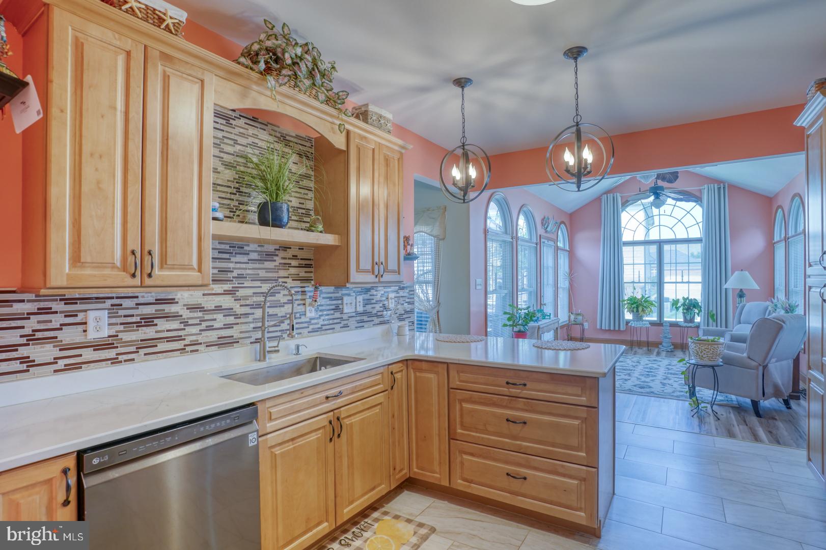 WAGAMONS WEST SHORES - Residential