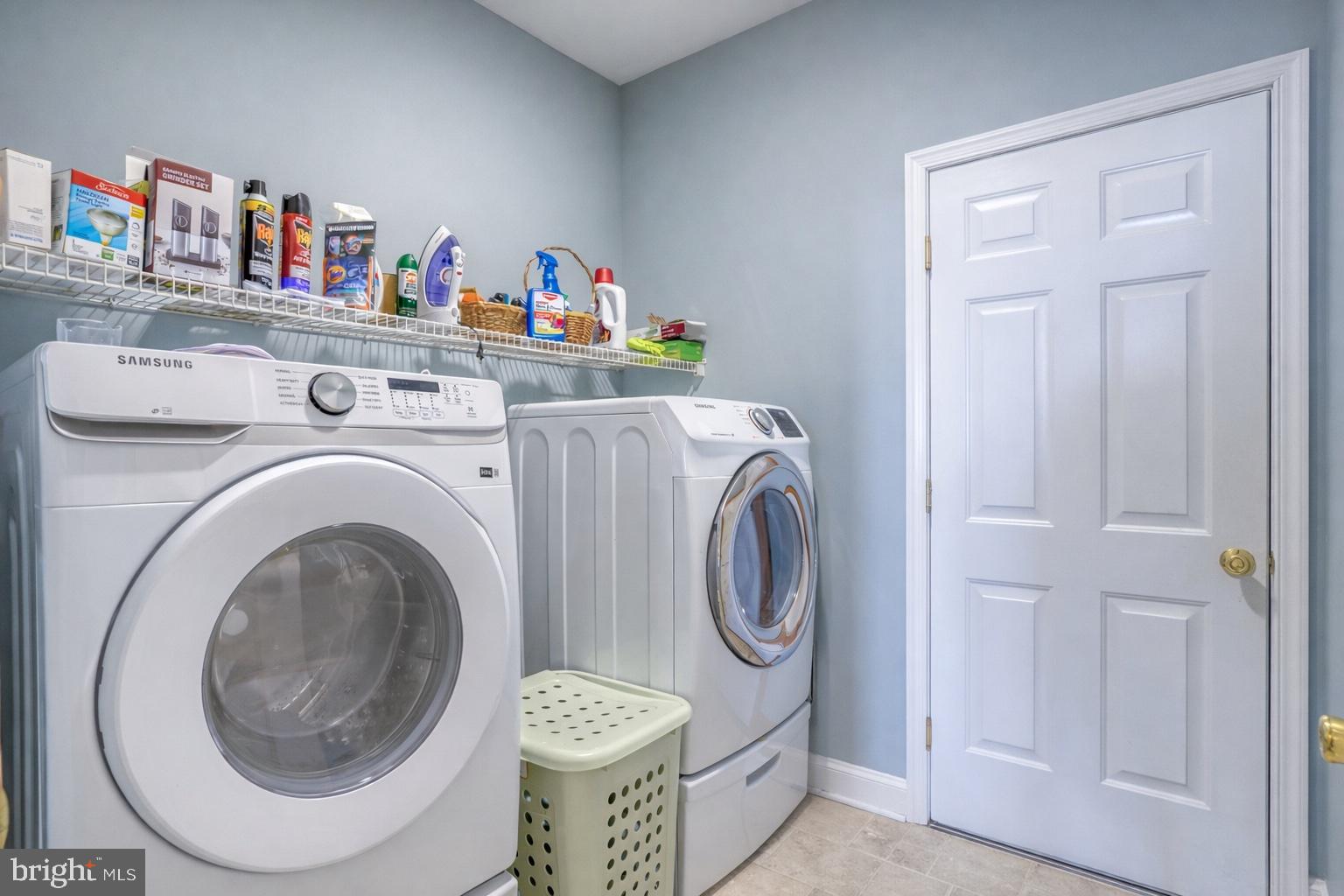 WAGAMONS WEST SHORES - Residential