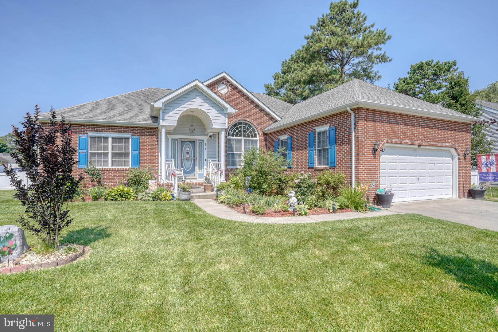 WAGAMONS WEST SHORES - Residential