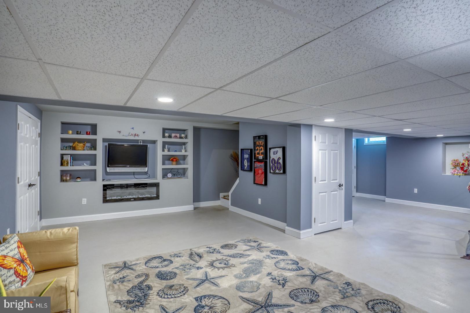 WAGAMONS WEST SHORES - Residential