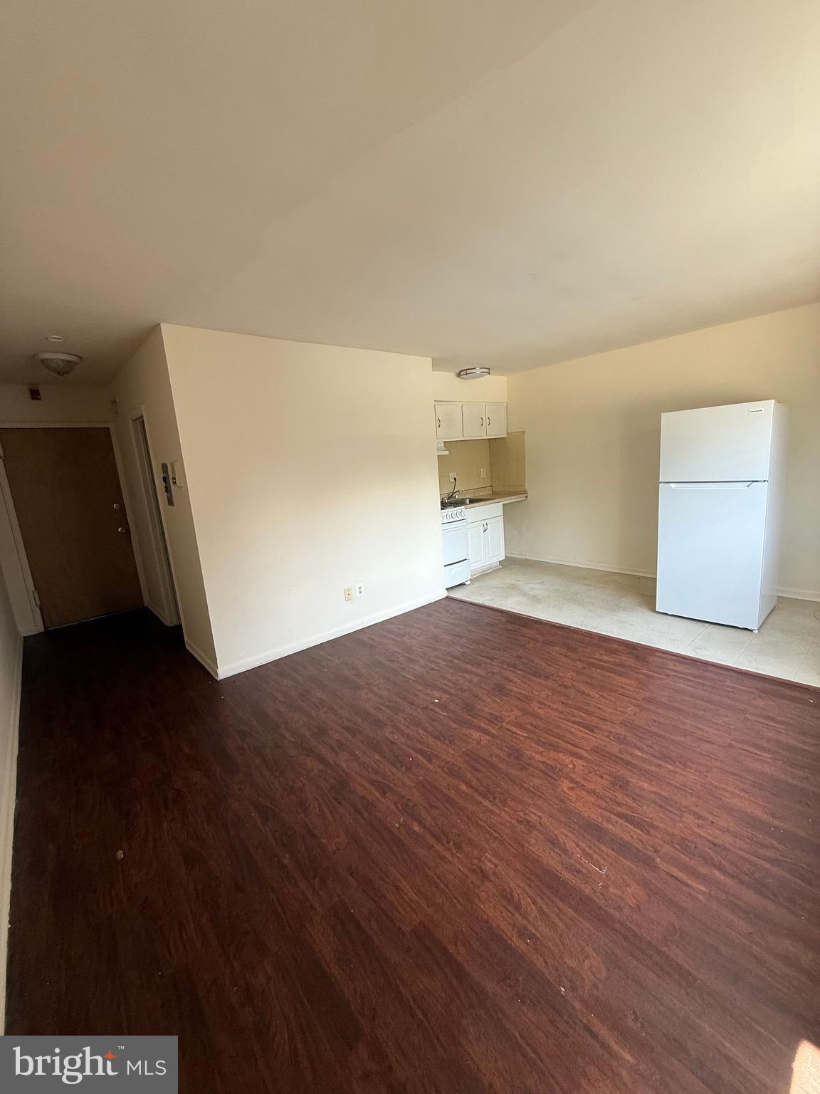 PHILADELPHIA - Residential Lease