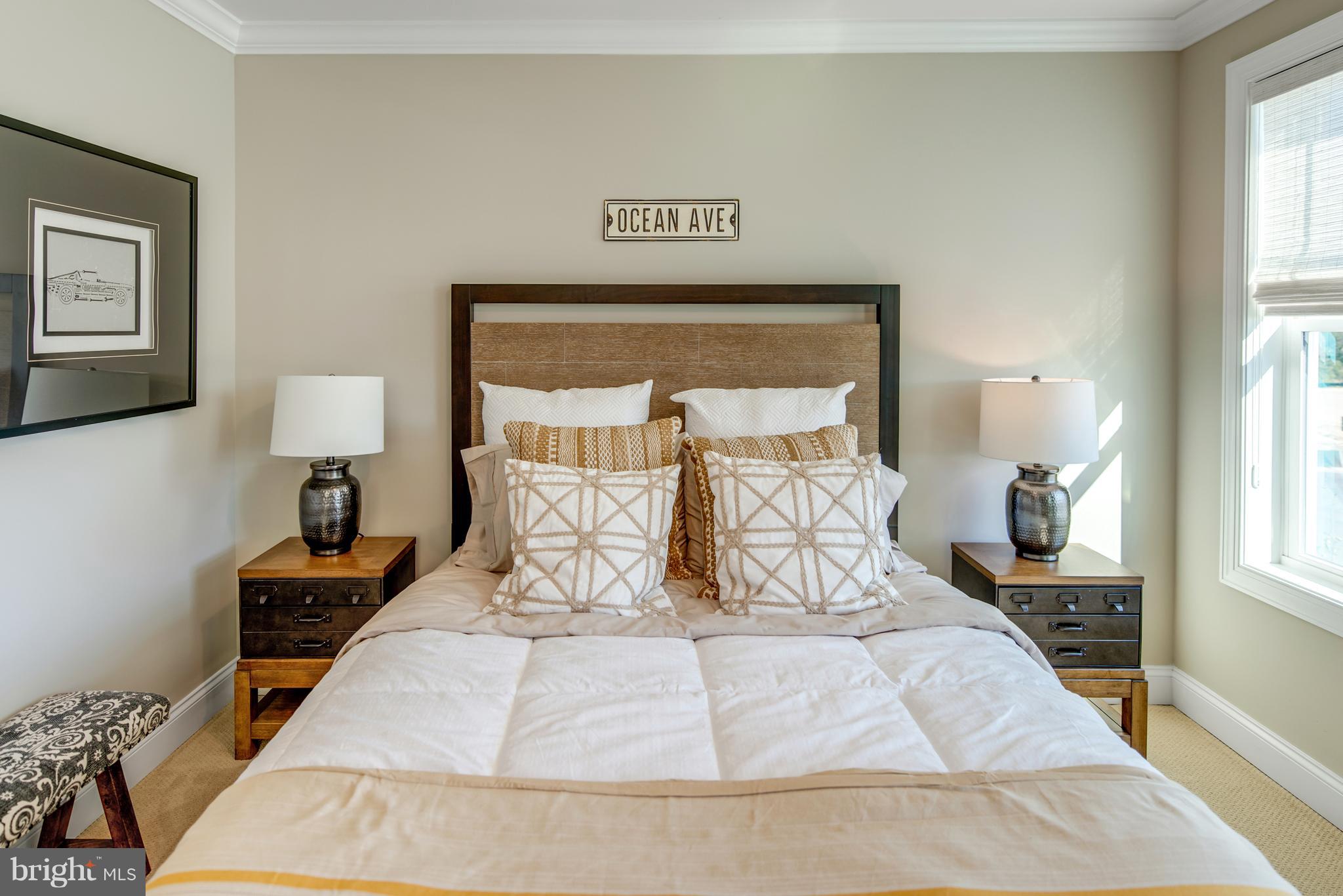 PENINSULA - Residential