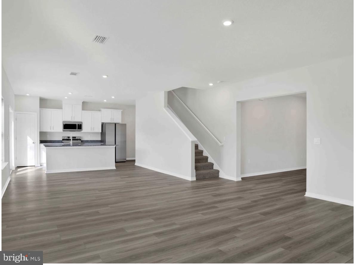 TROVINGER MILL ESTATES - Residential