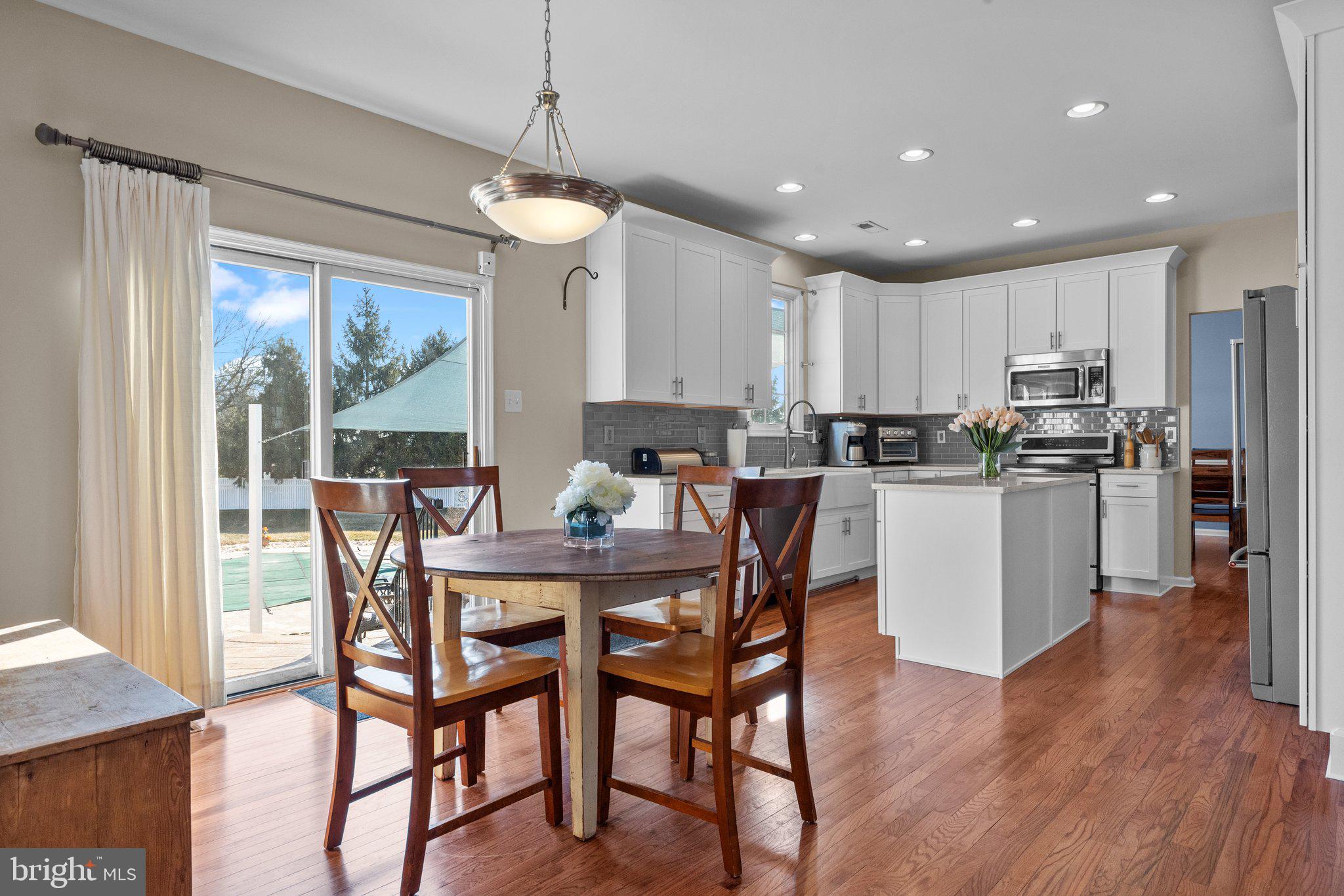 NORTHAMPTON CROSSG - Residential