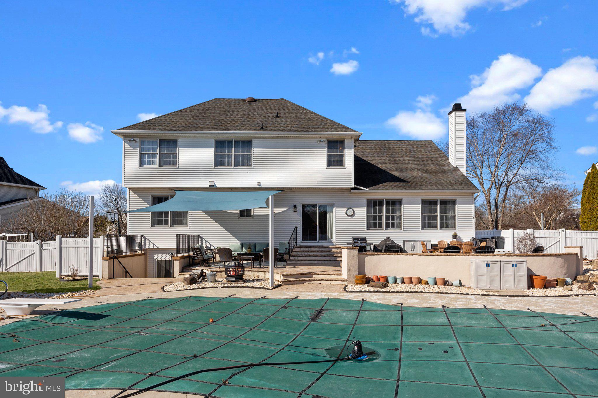 NORTHAMPTON CROSSG - Residential