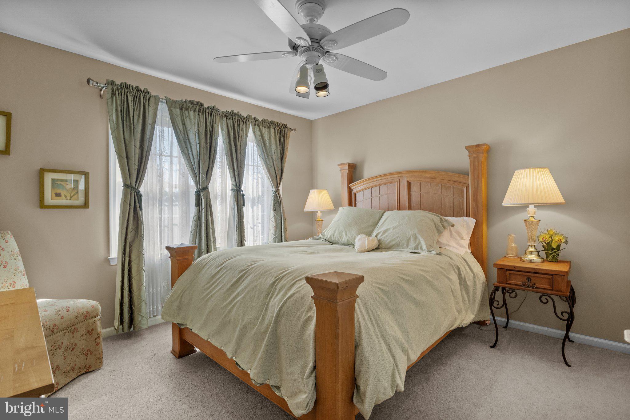 NORTHAMPTON CROSSG - Residential