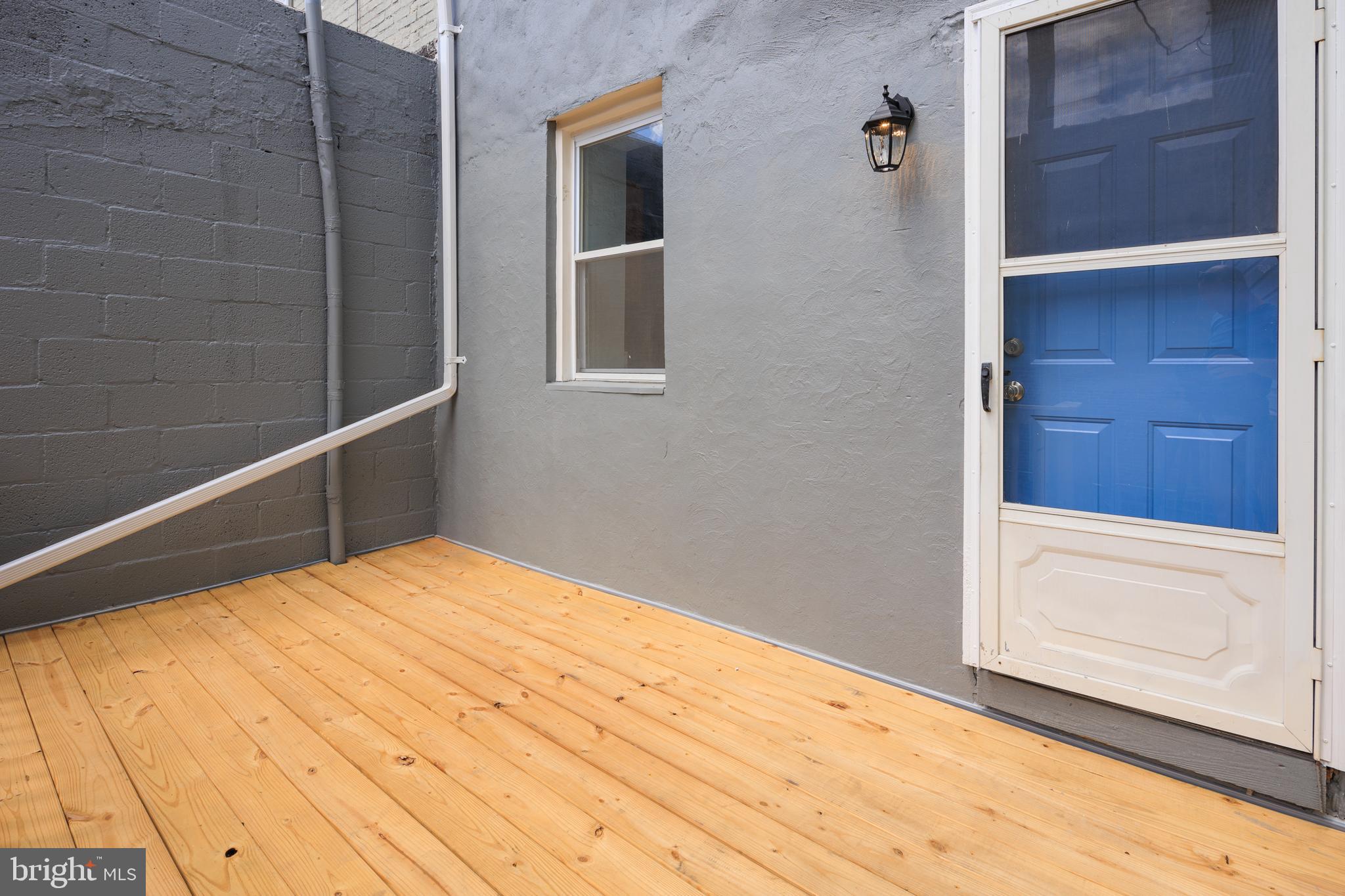 WASHINGTON VILLAGE - Residential