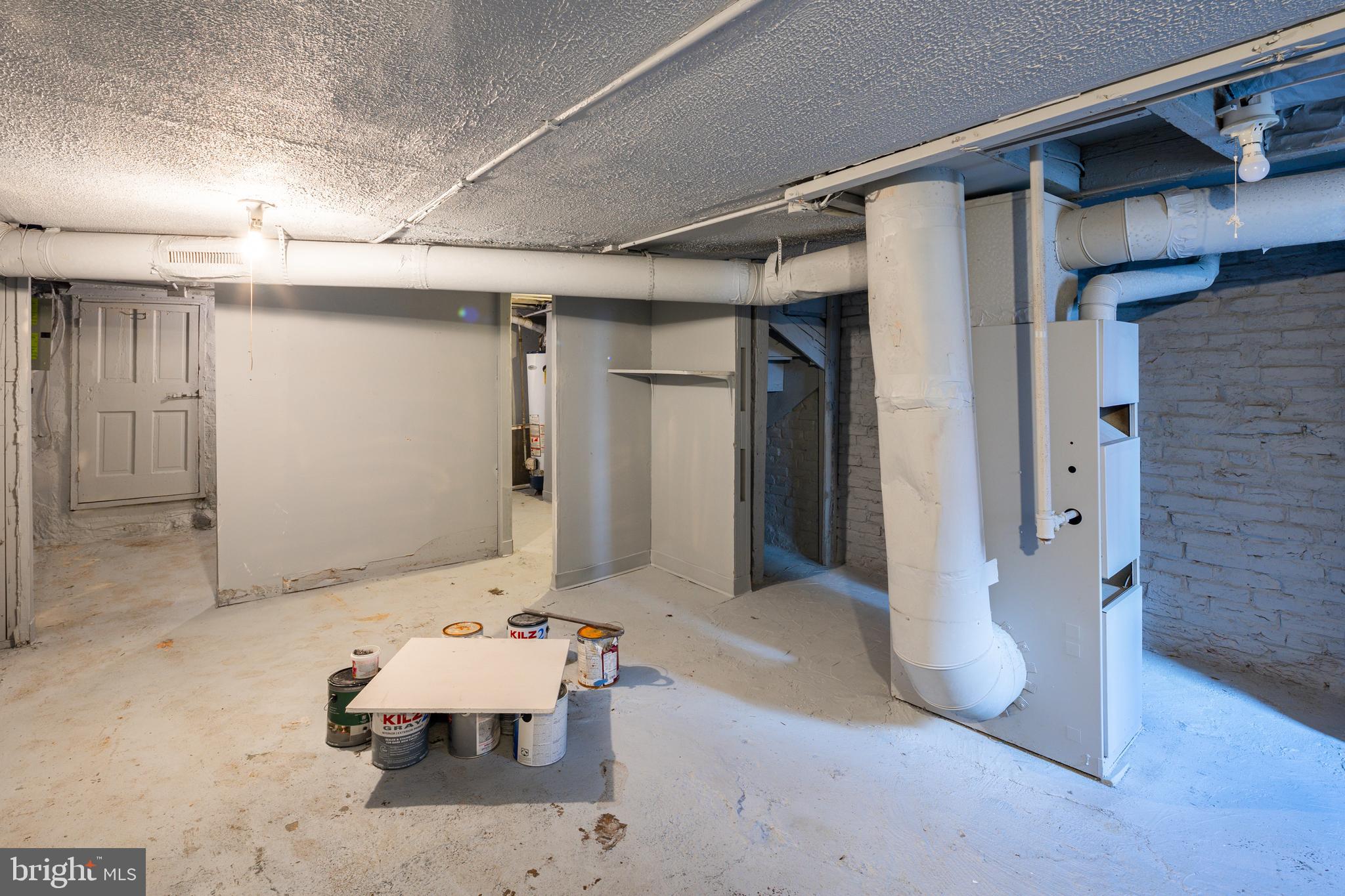 WASHINGTON VILLAGE - Residential