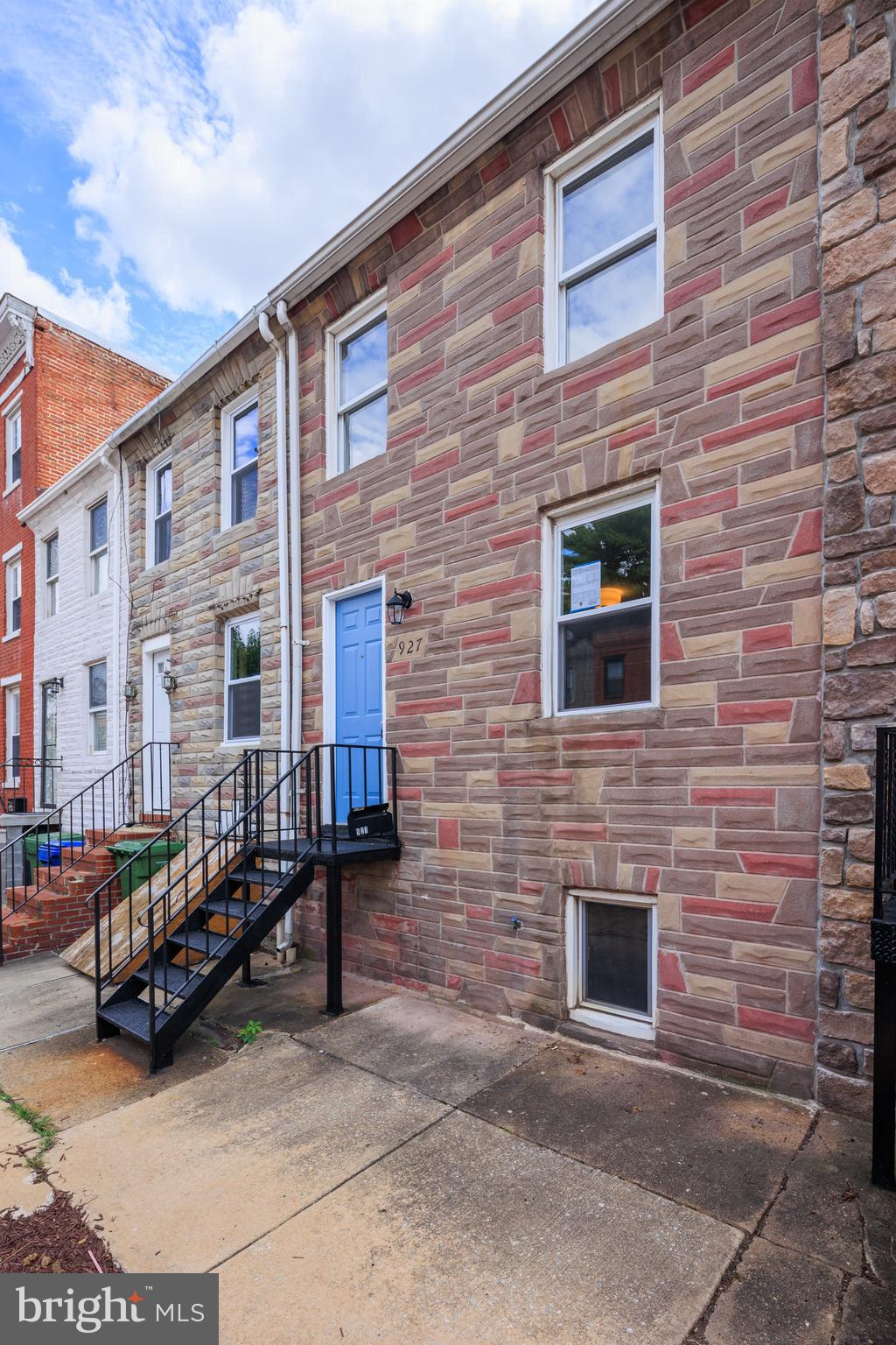 WASHINGTON VILLAGE - Residential