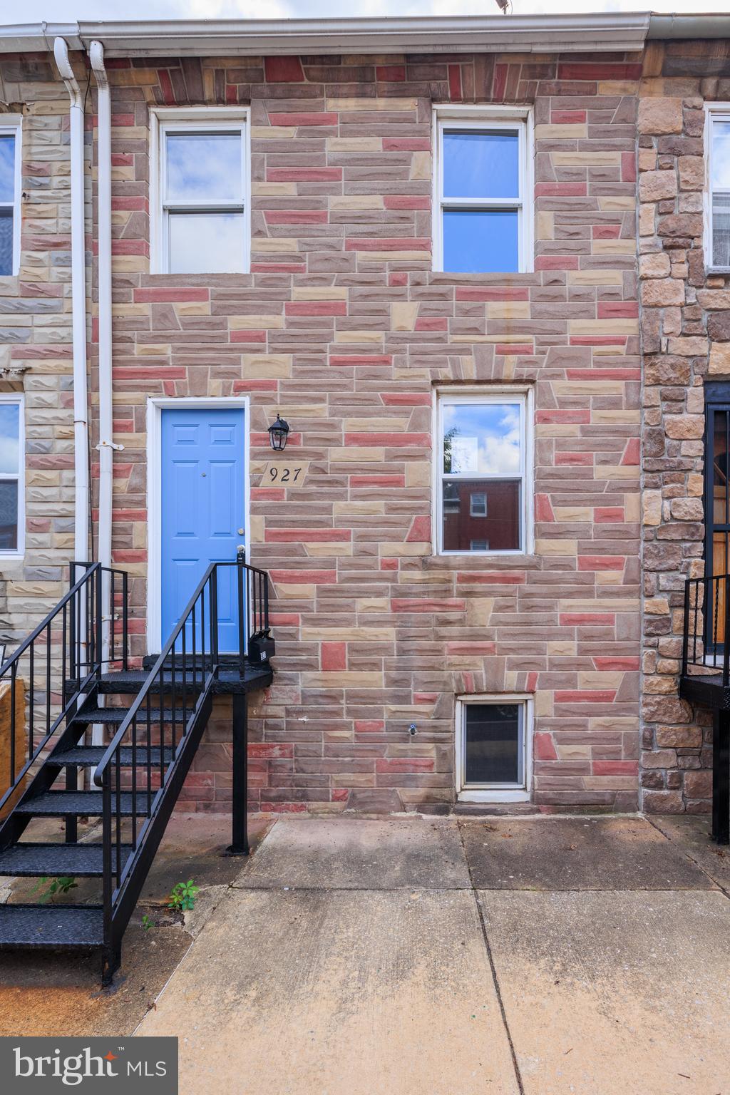 WASHINGTON VILLAGE - Residential